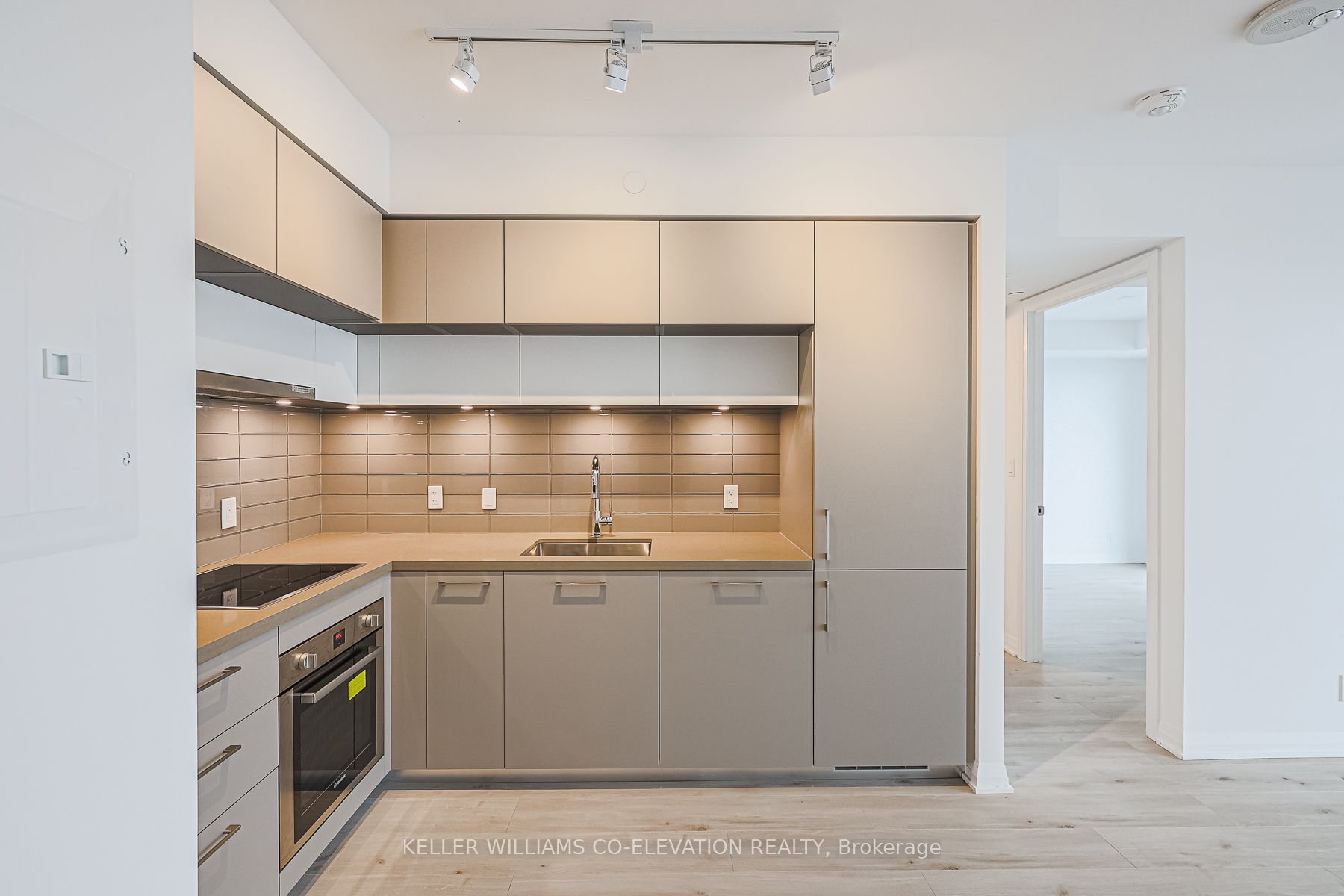 99 Foxbar Road, #2209