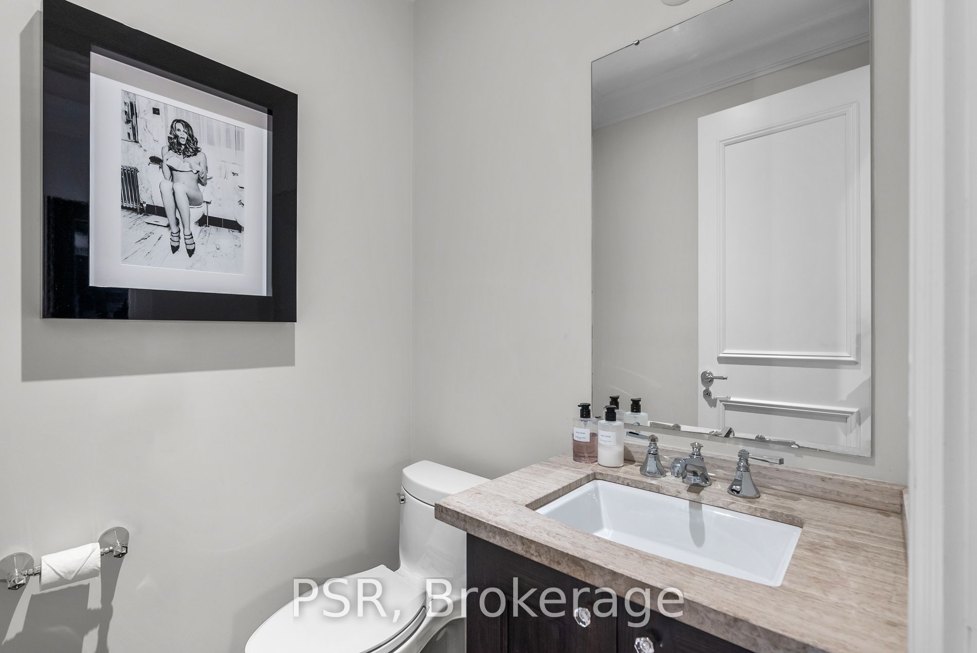 311 Bay Street #3901