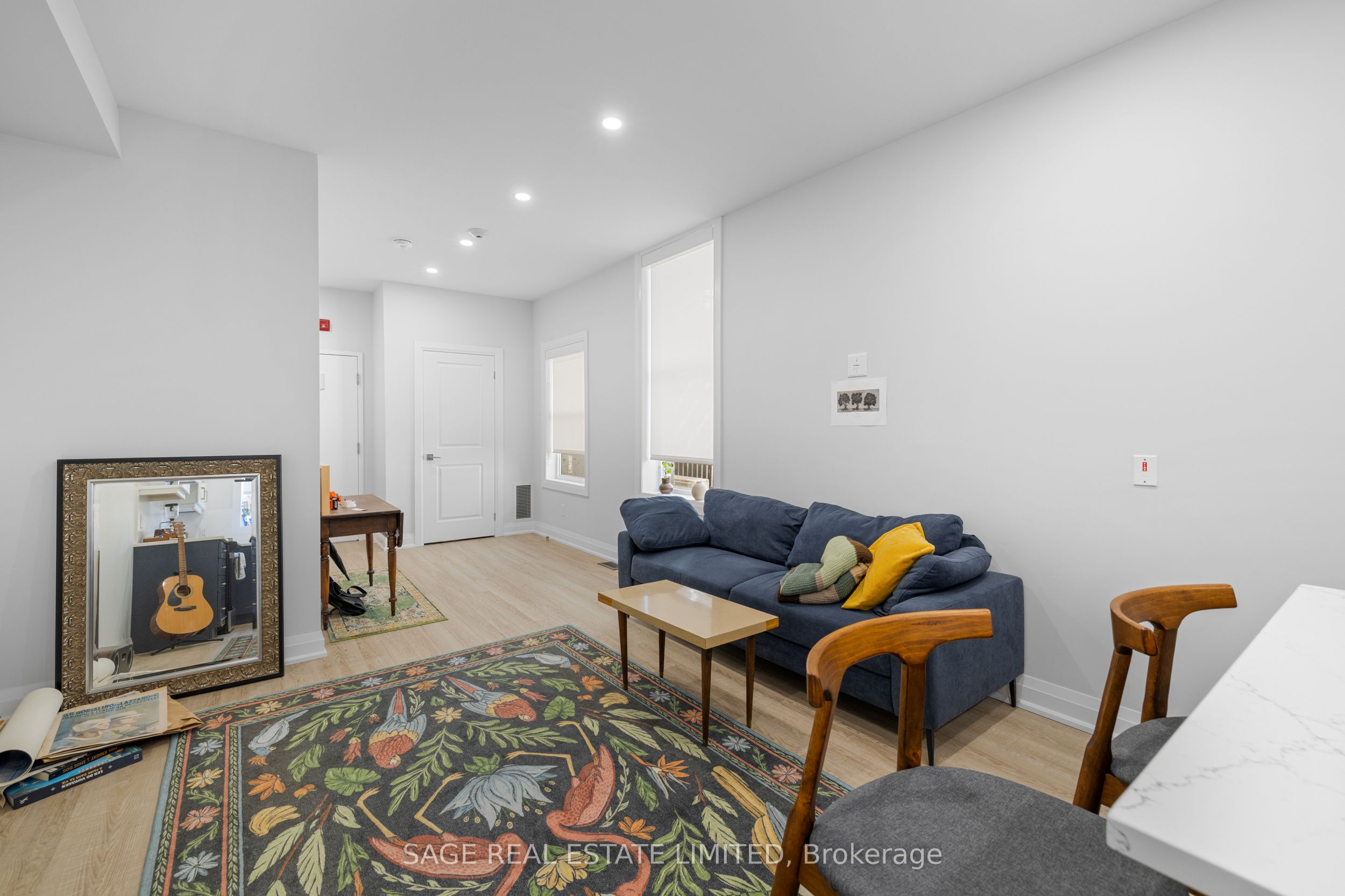 225 Carlton Street, #2