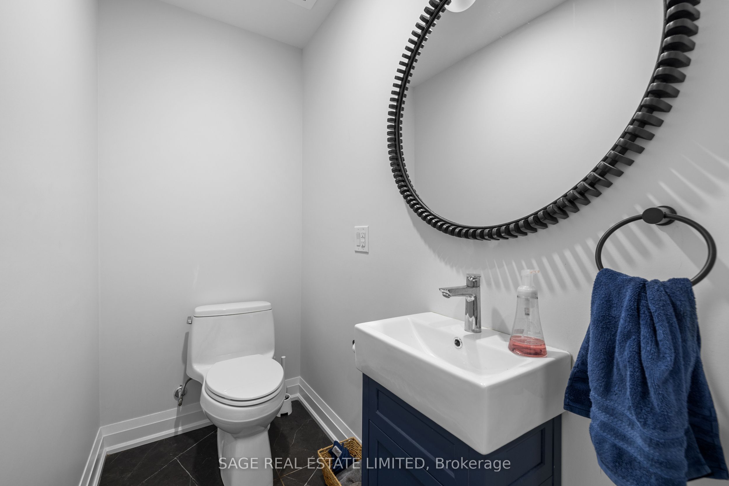 225 Carlton Street, #2