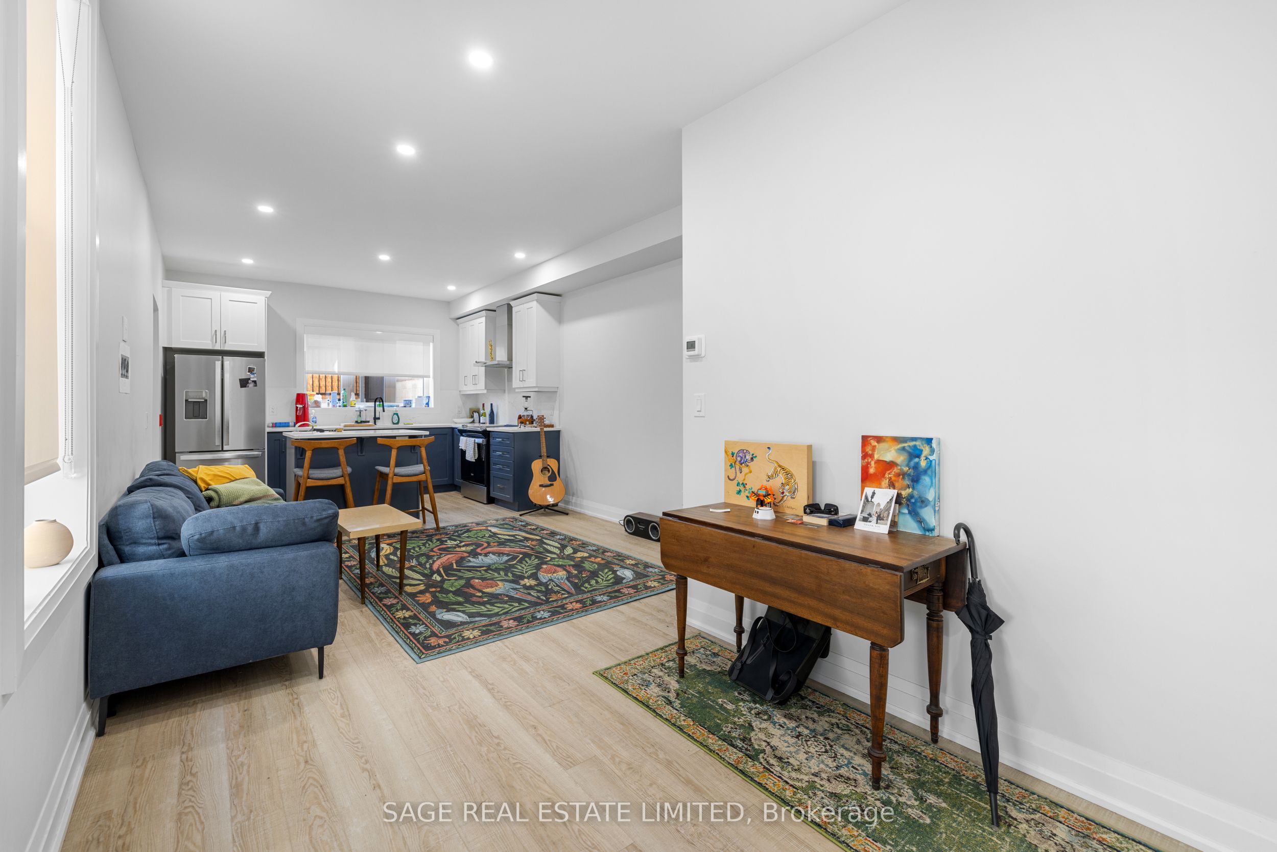 225 Carlton Street, #2