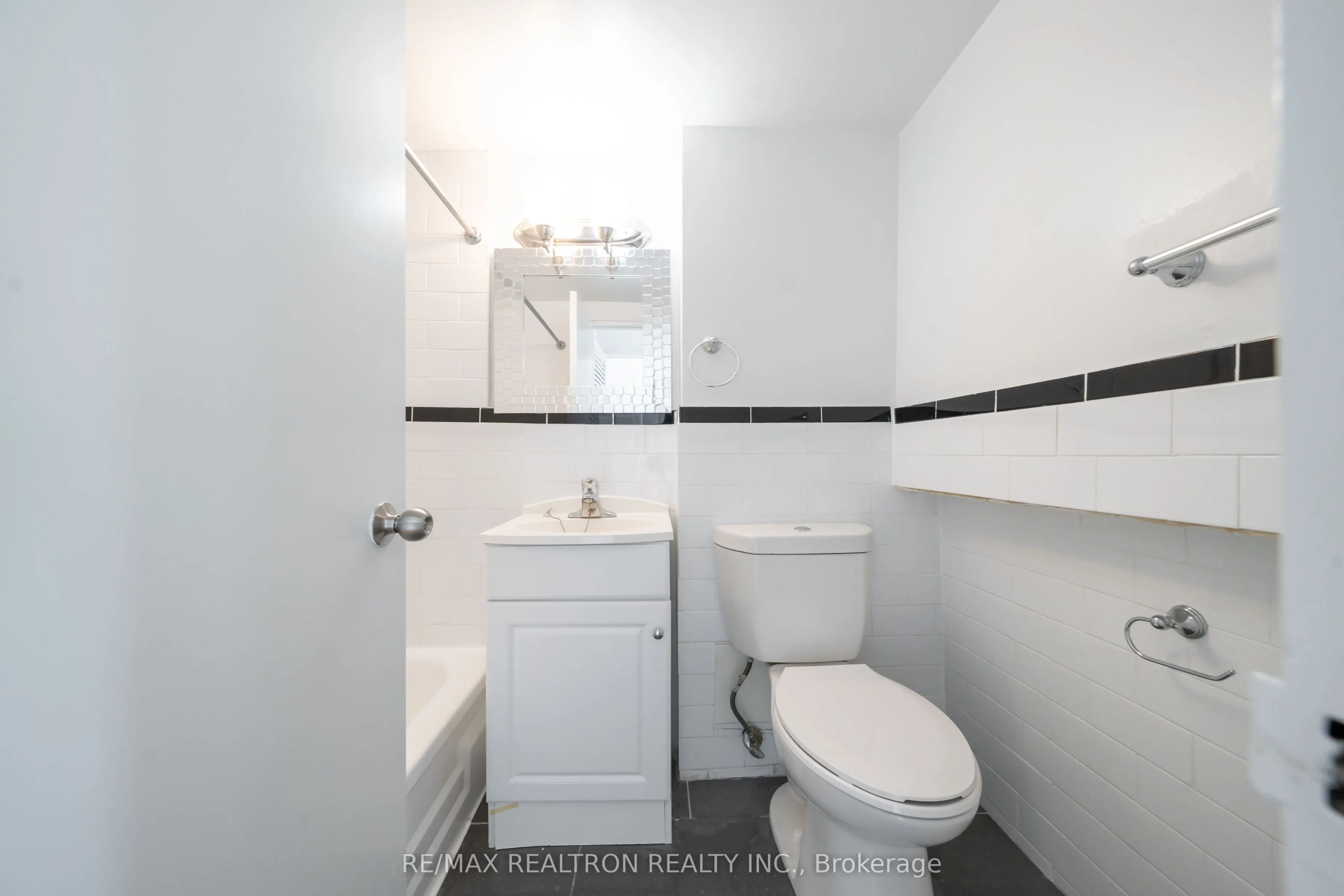 25 Bedford Road, #405