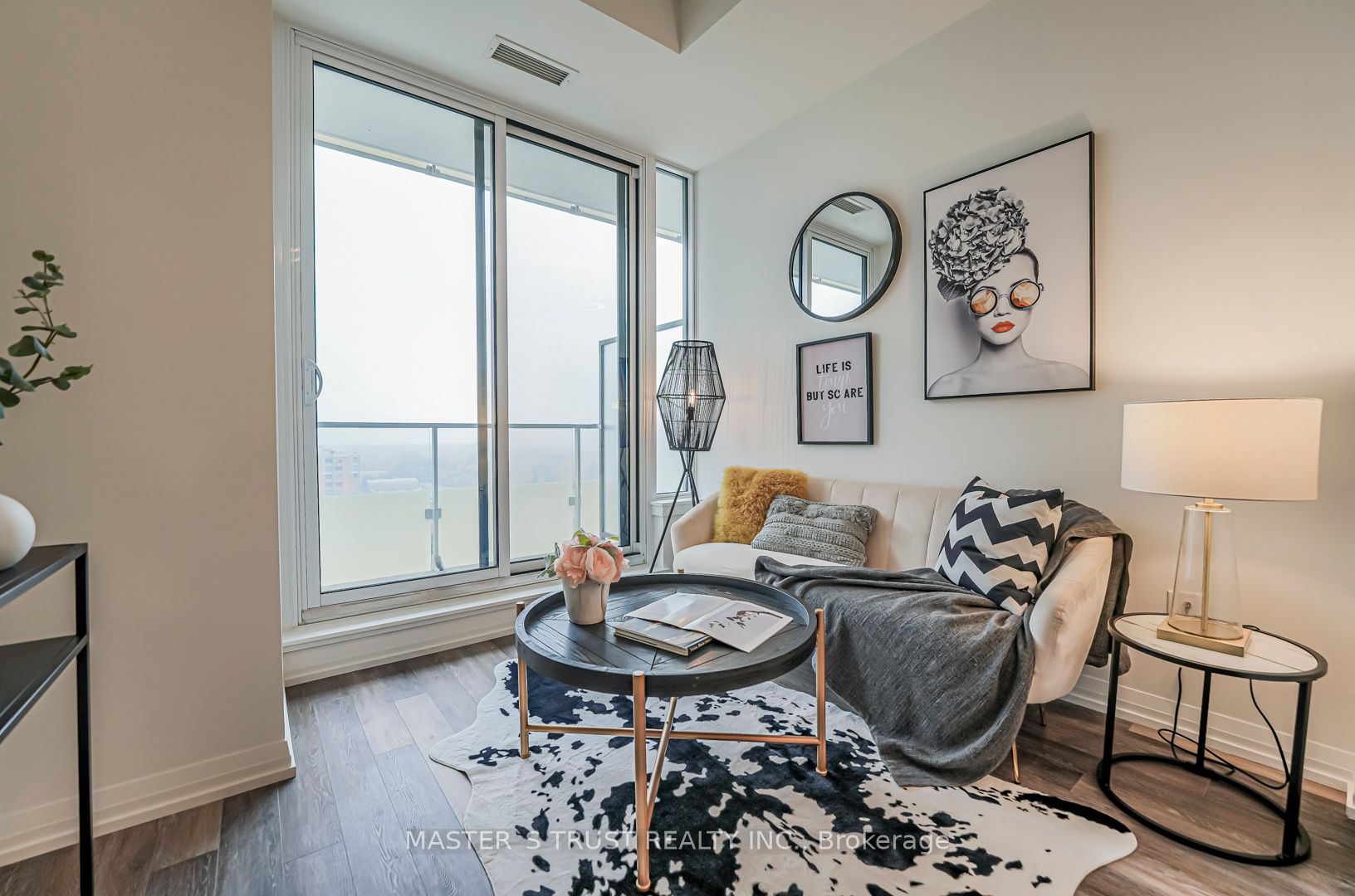 75 Canterbury Place, #1817