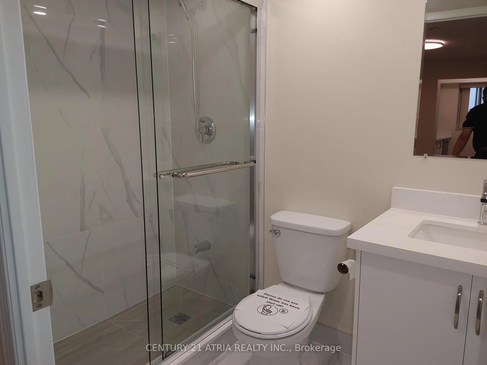 1 Pemberton Avenue, #402