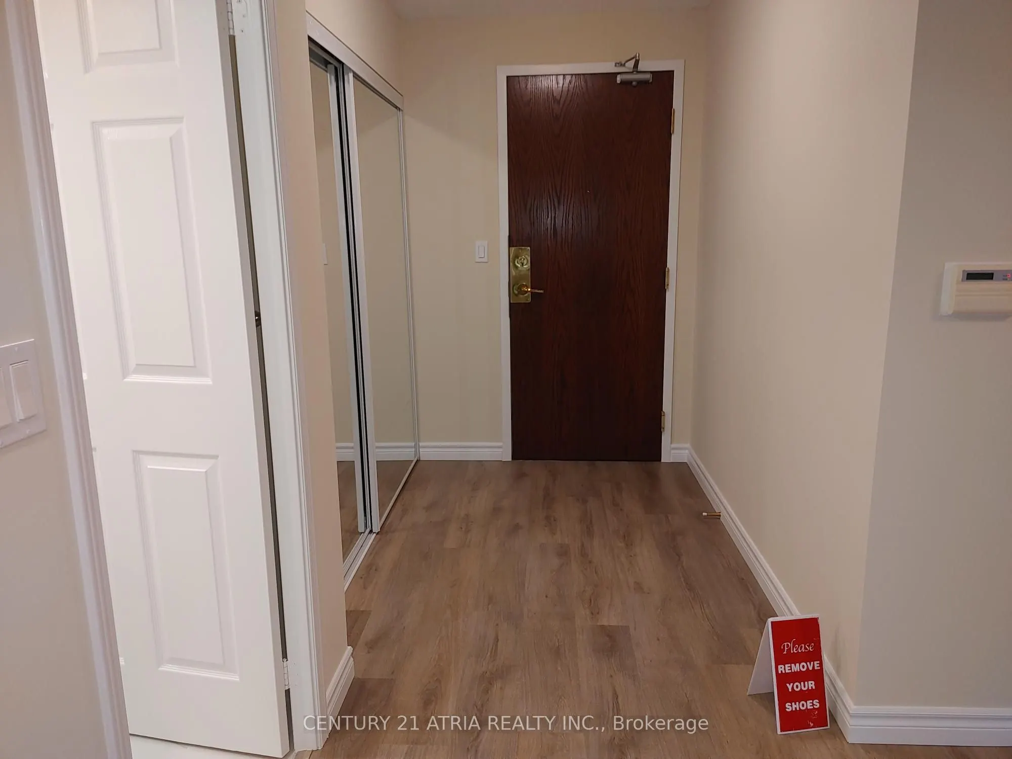 1 Pemberton Avenue, #402