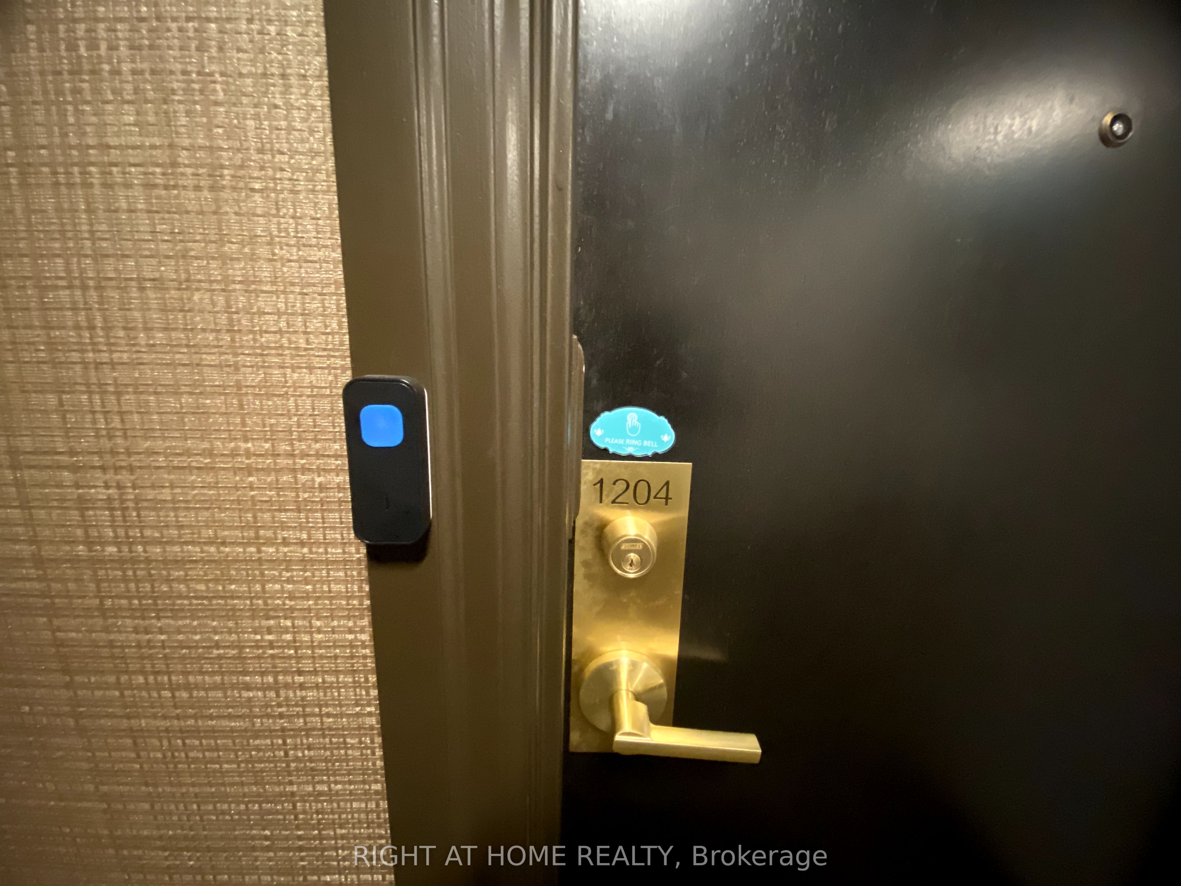 150 Neptune Drive, #1204
