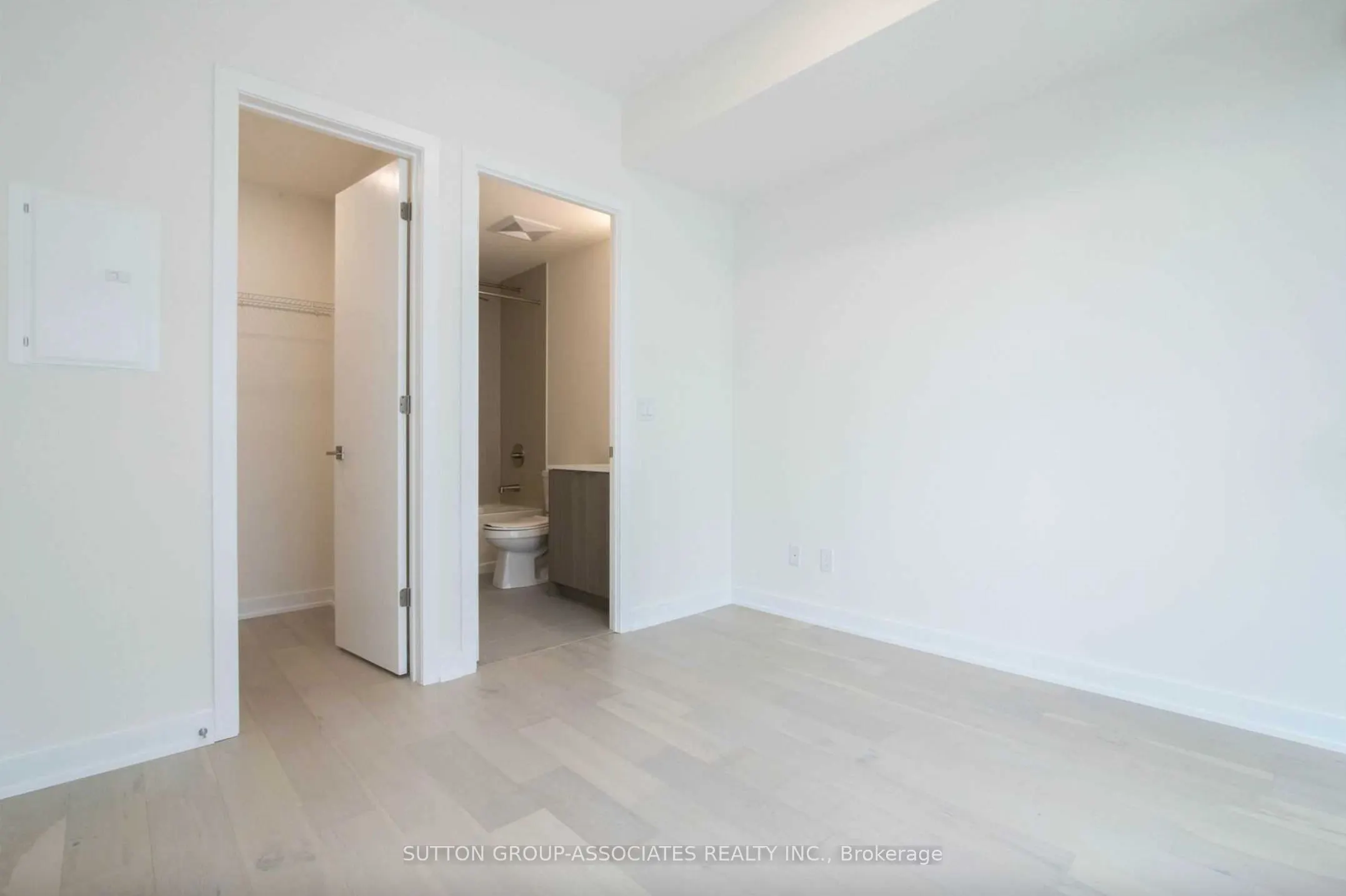 840 St Clair Avenue W, #416