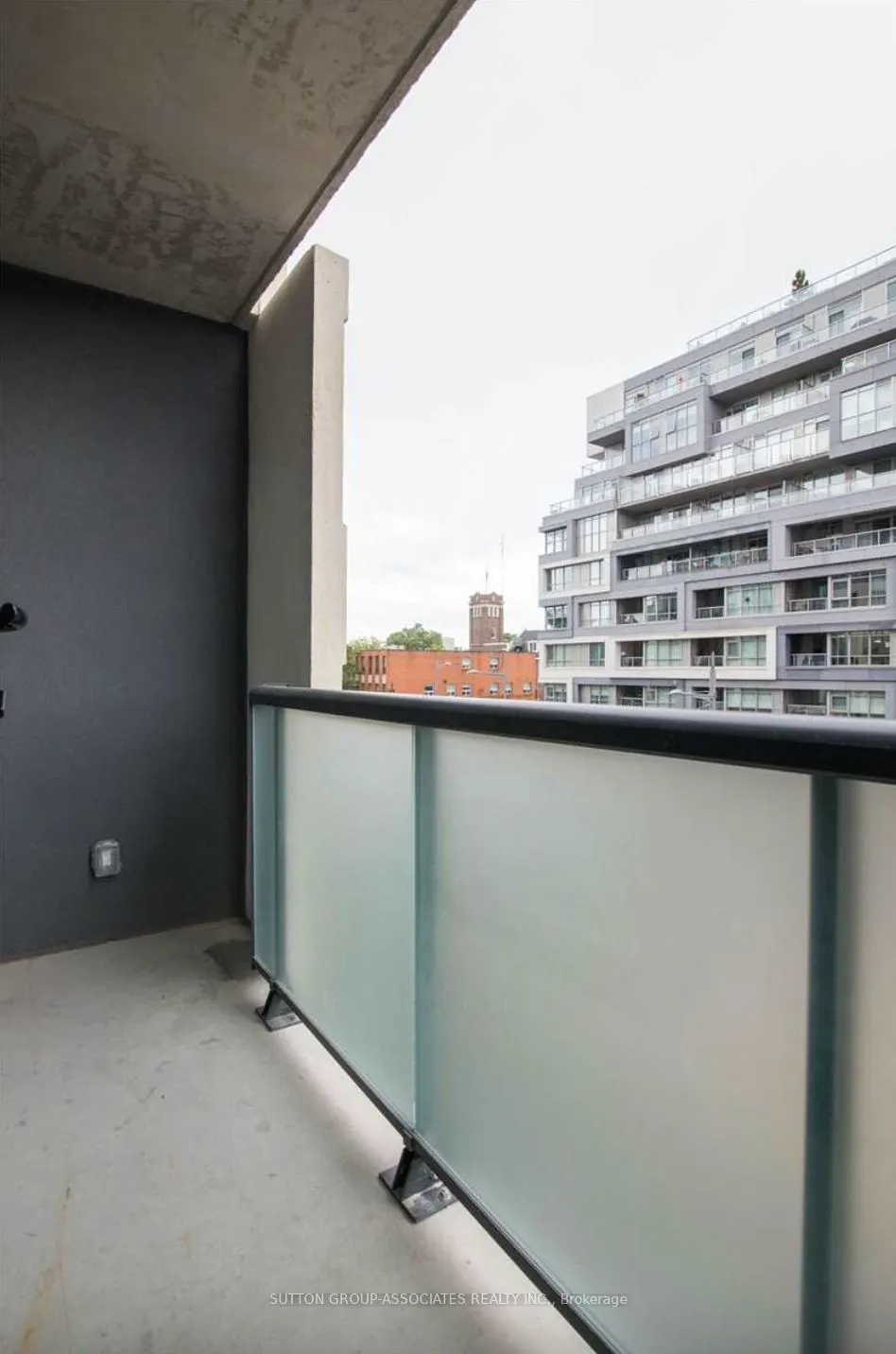 840 St Clair Avenue W, #416