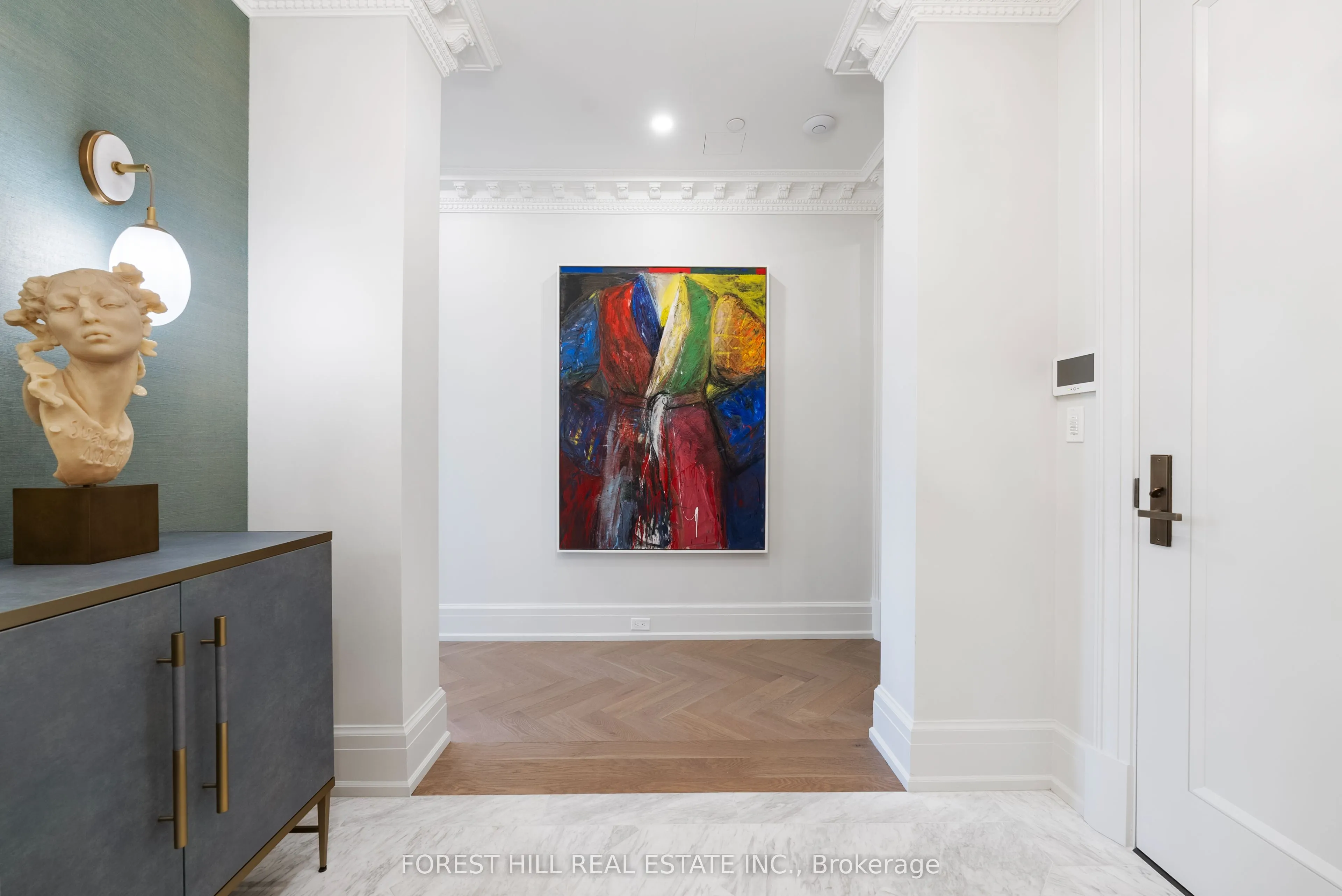 128 Hazelton Avenue, #602