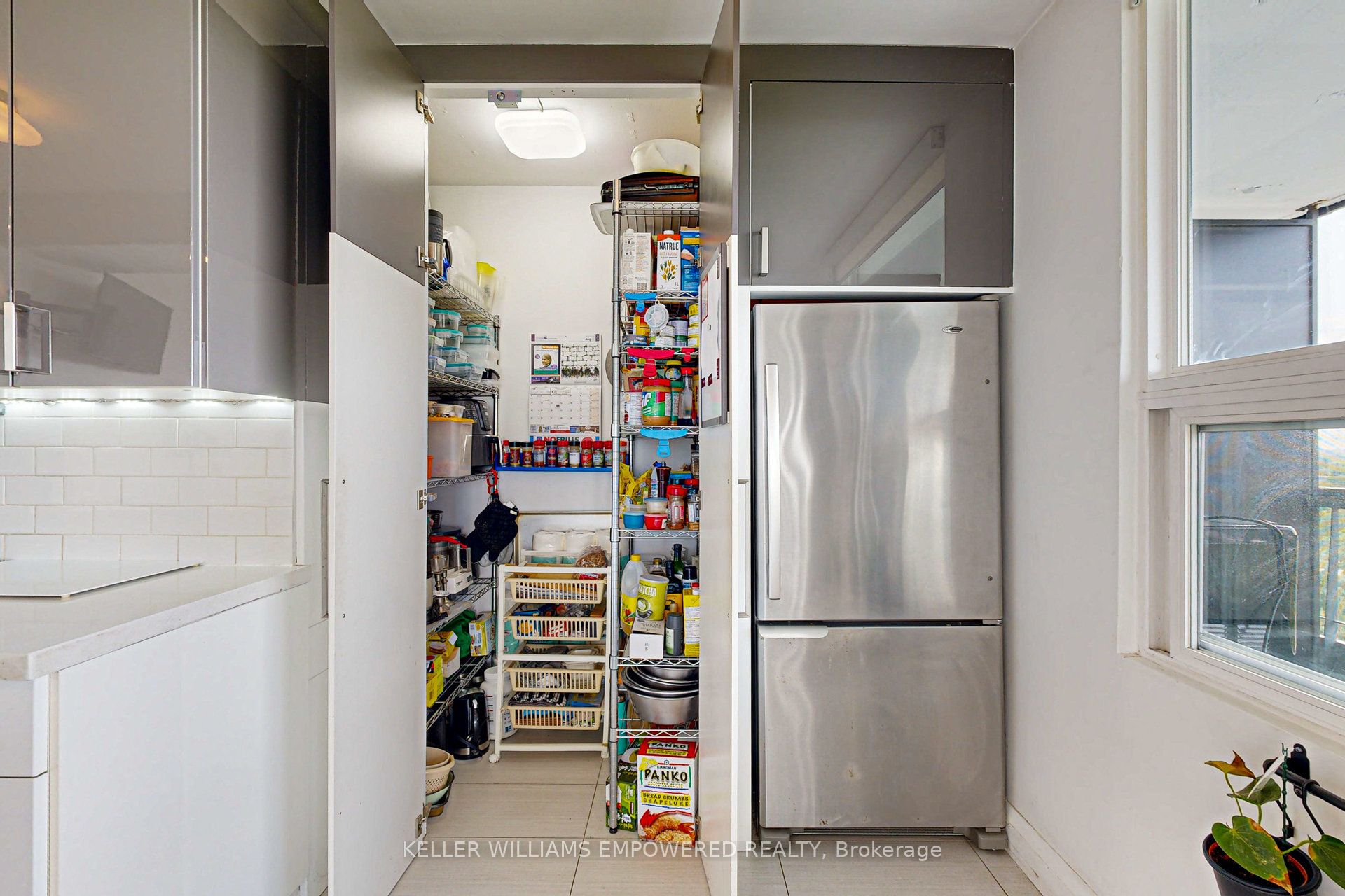 115 Antibes Drive, #1006