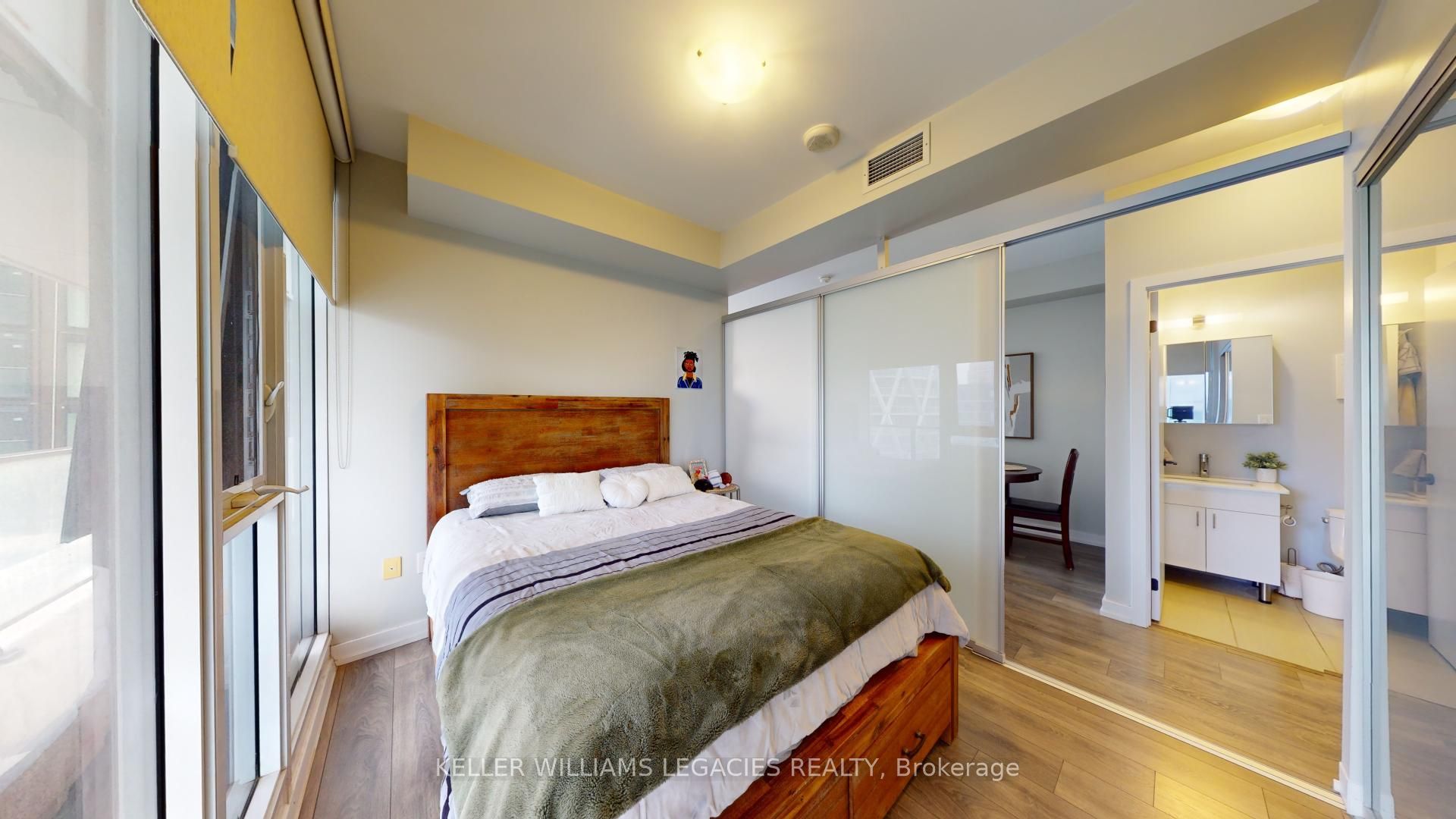 426 University Avenue #2503