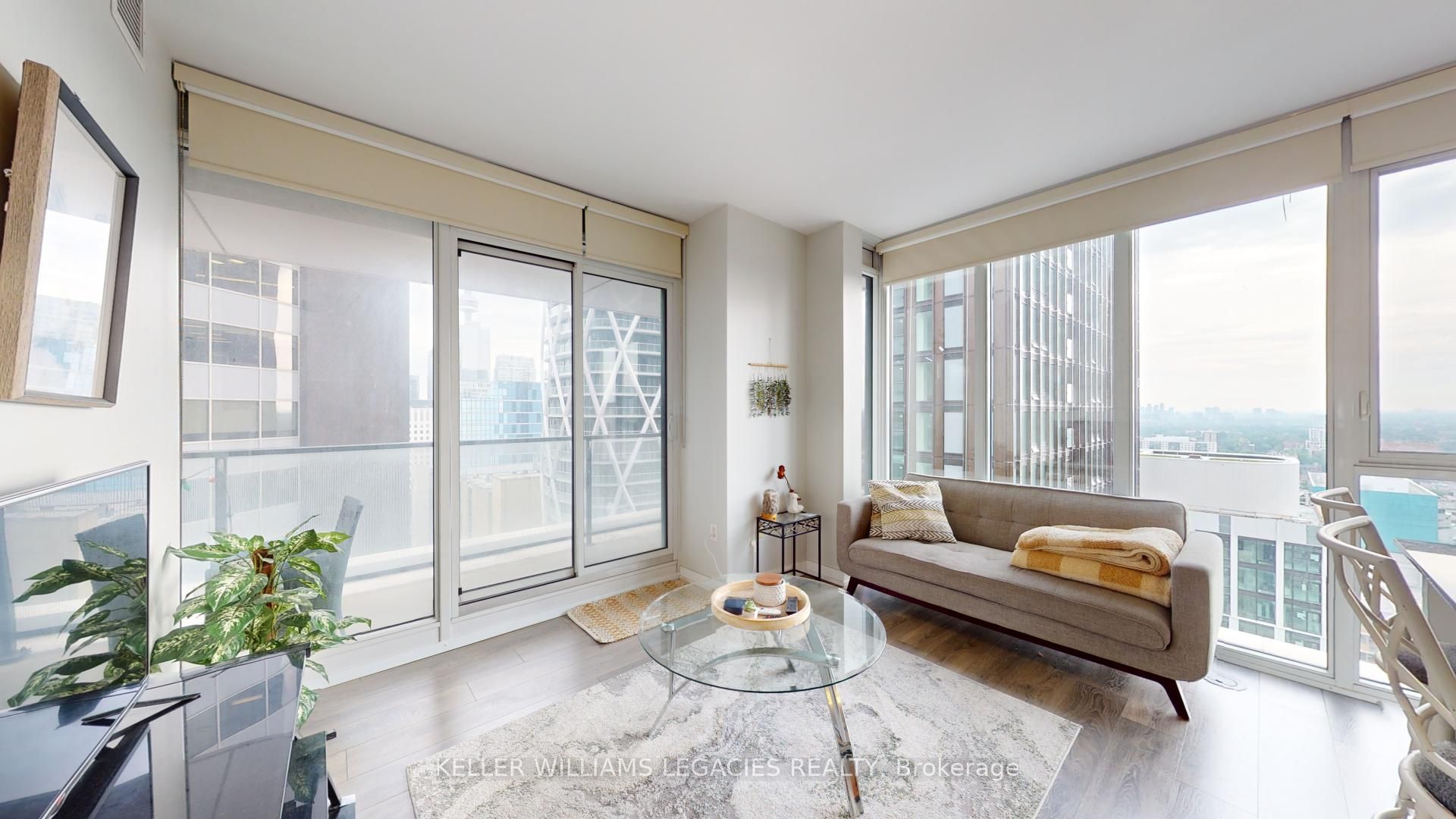 426 University Avenue #2503