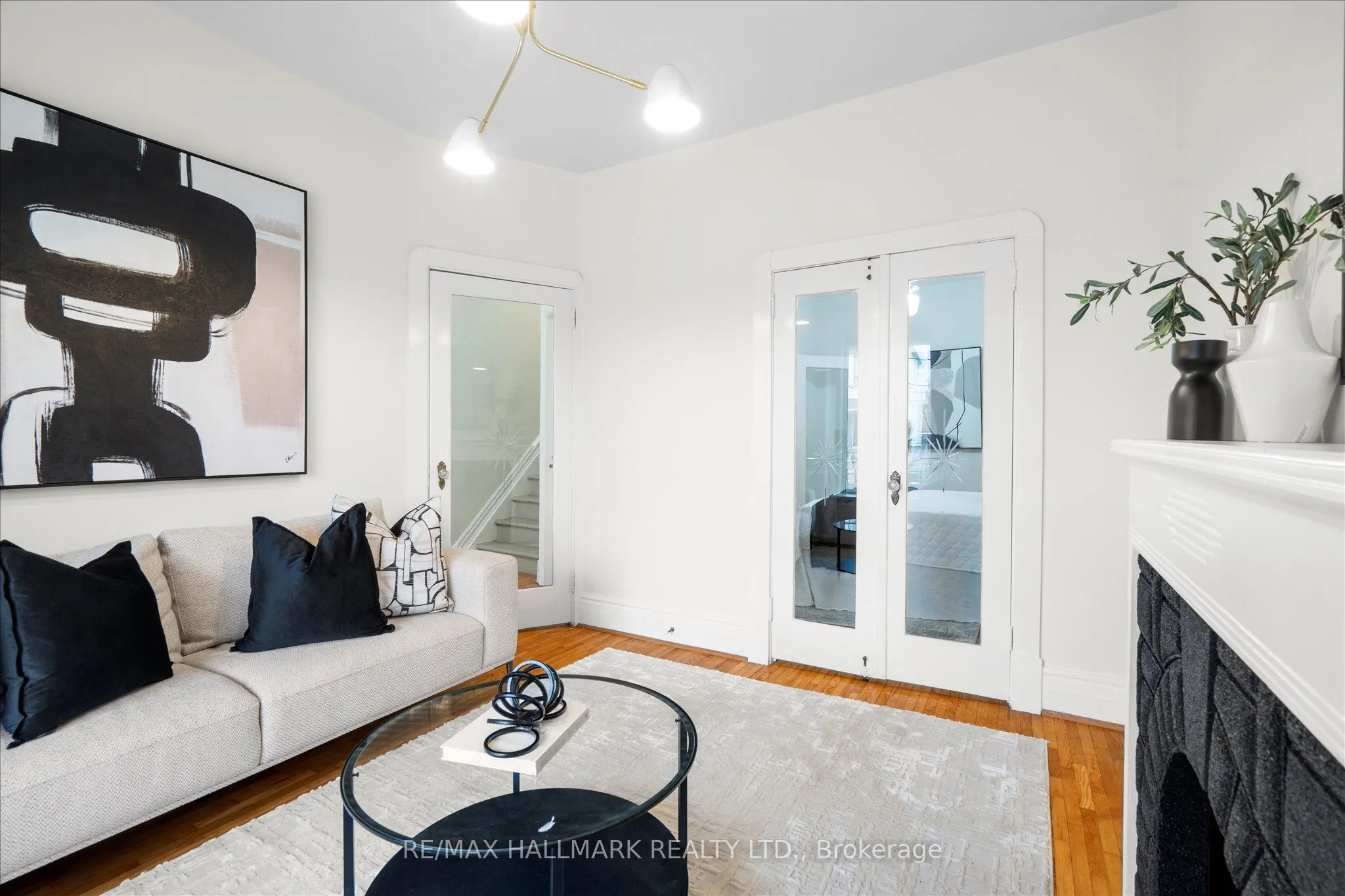 393 Ossington Avenue