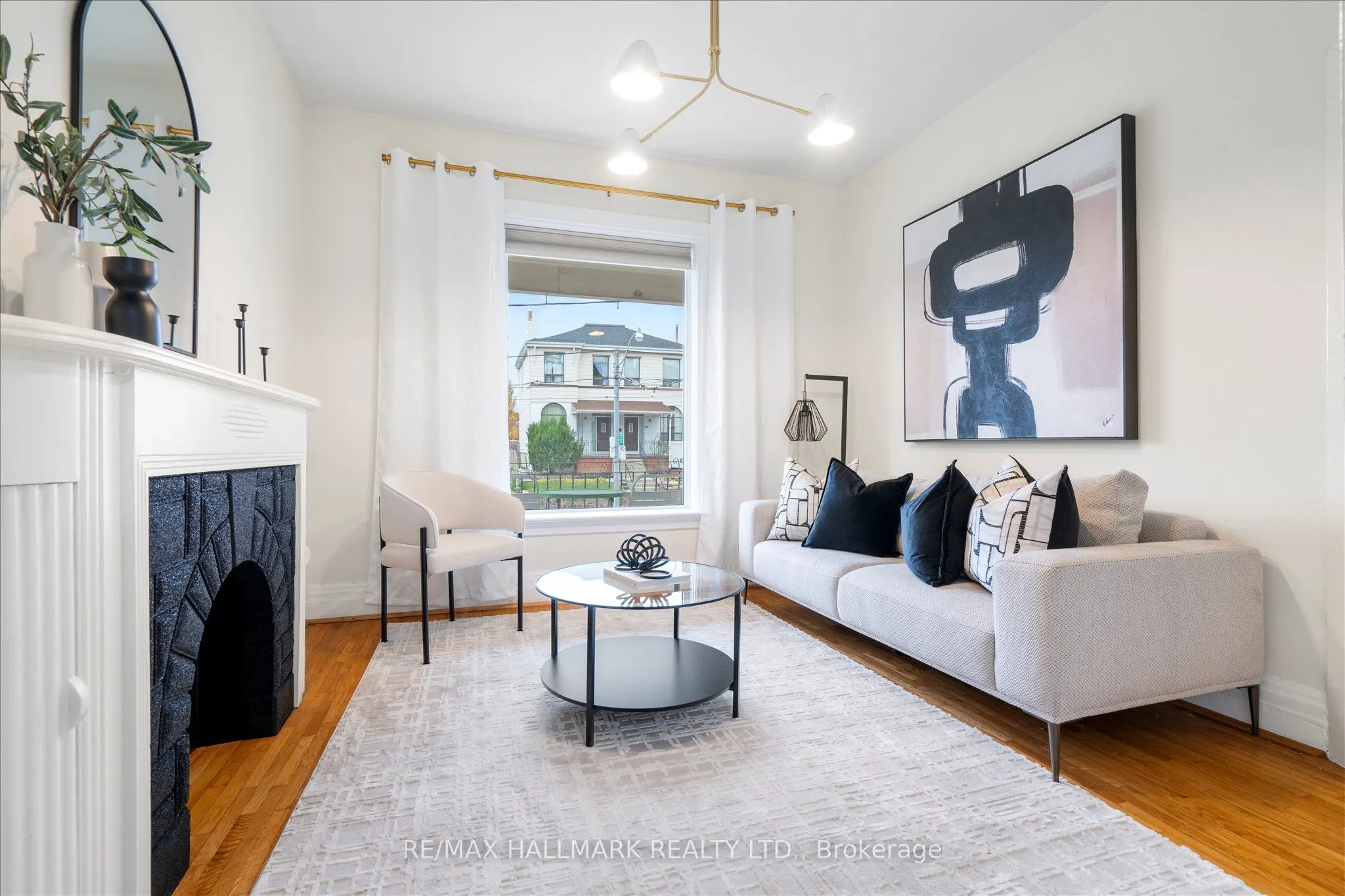 393 Ossington Avenue