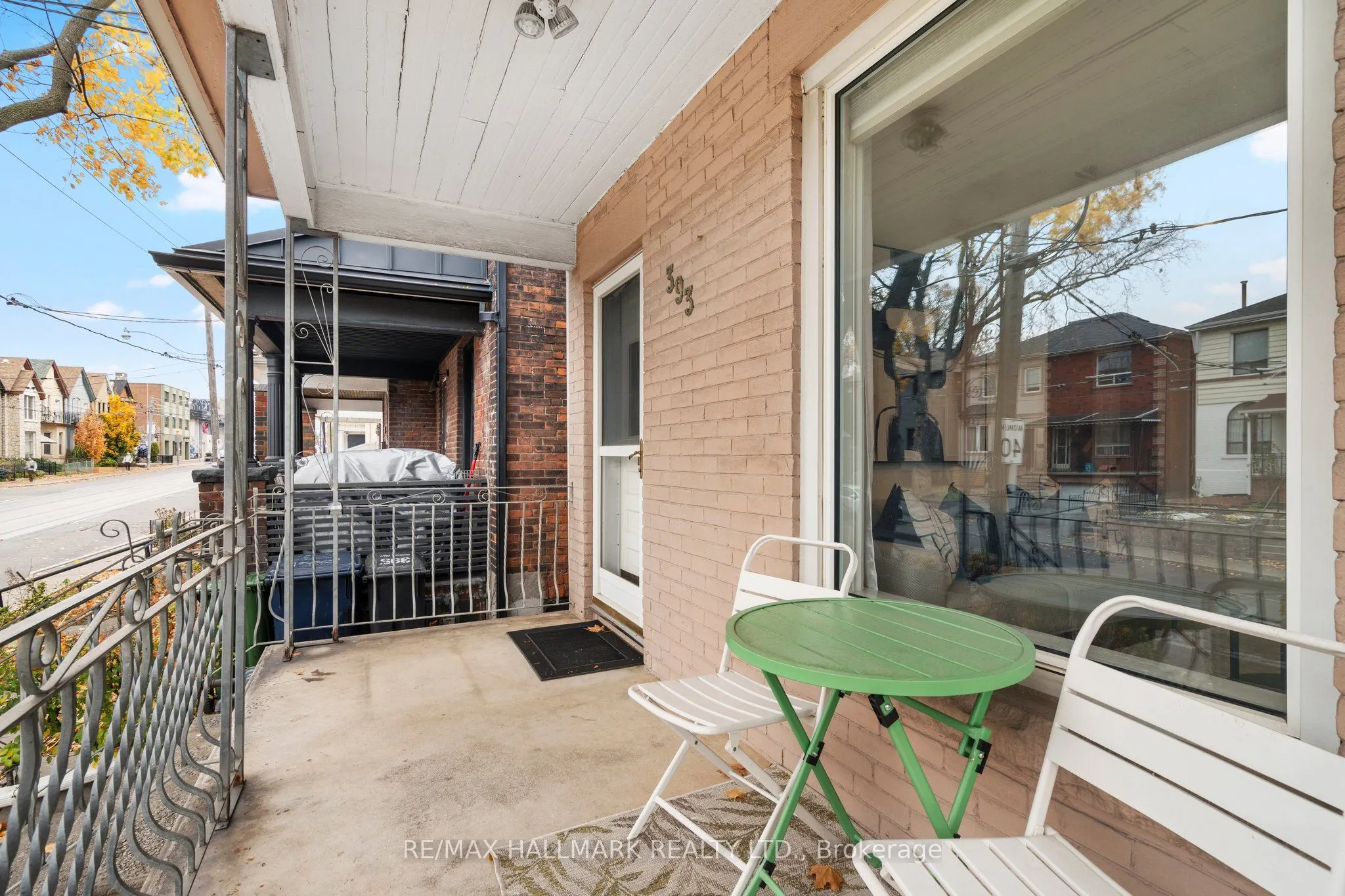 393 Ossington Avenue