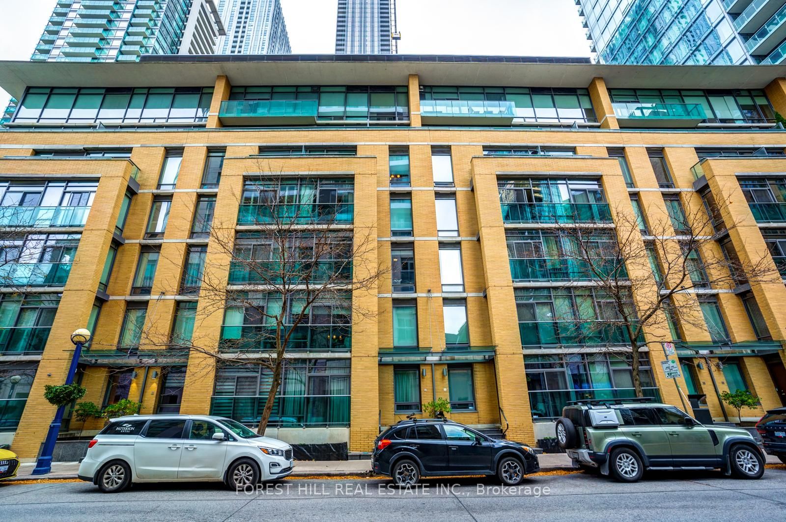 21 Scollard Street #103