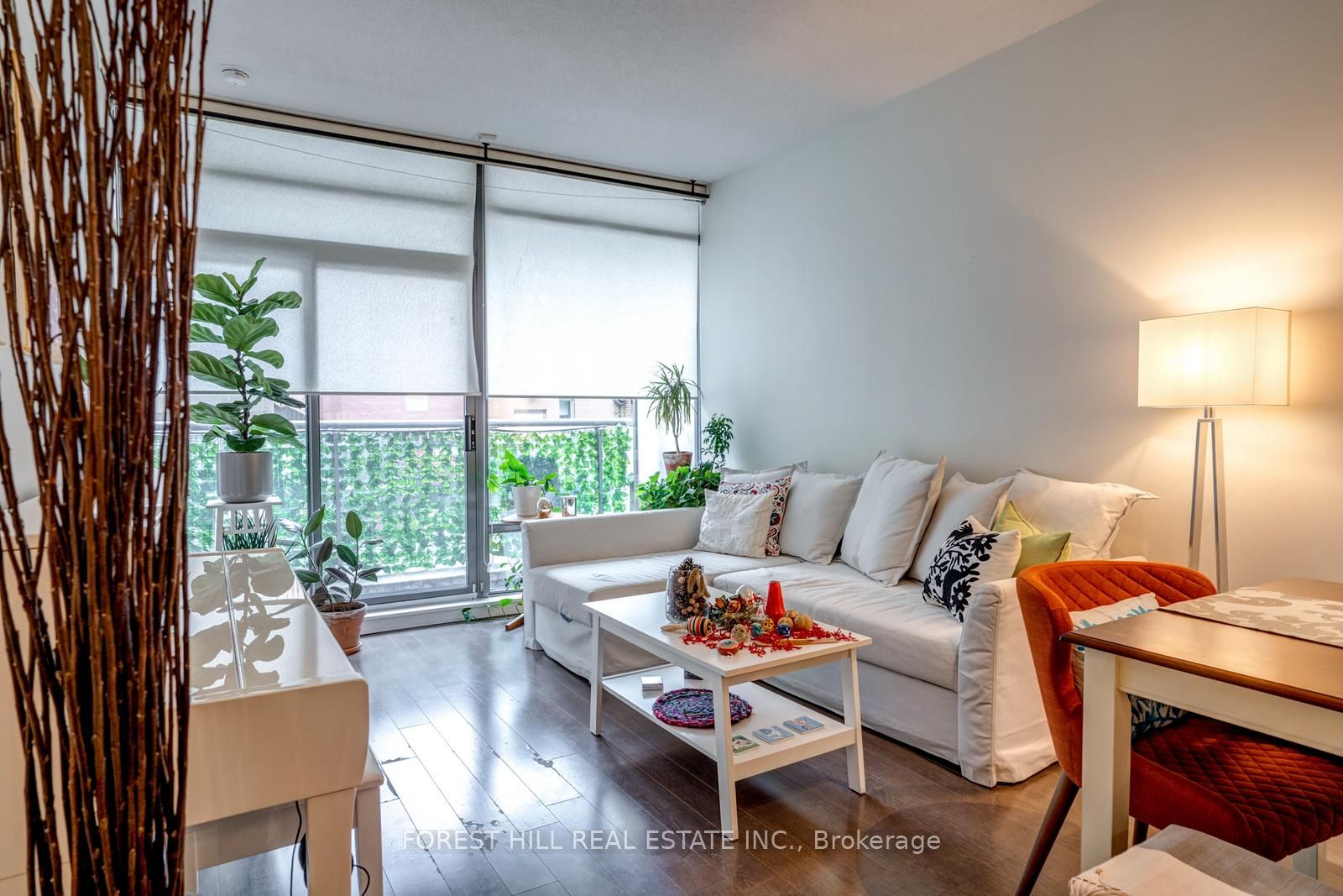 21 Scollard Street #103