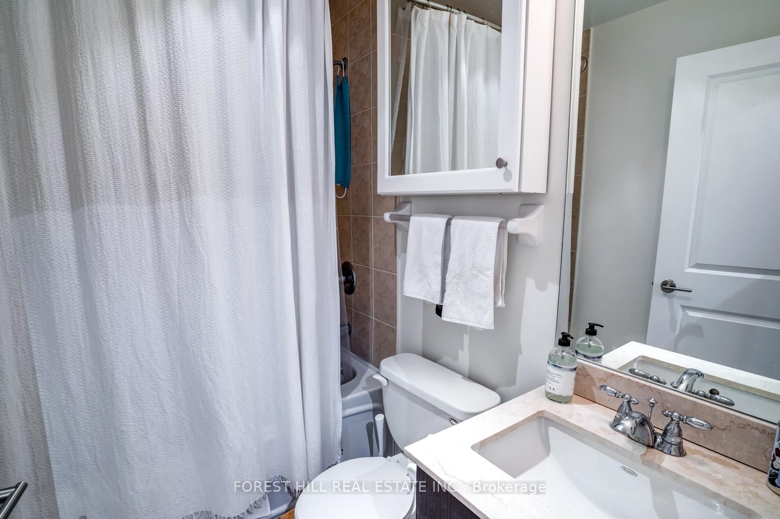 21 Scollard Street #103