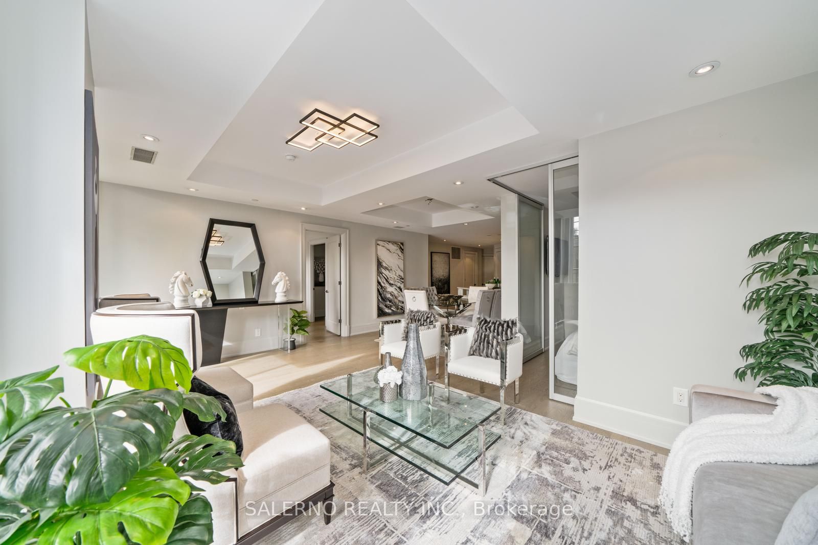 181 Davenport Road, #201