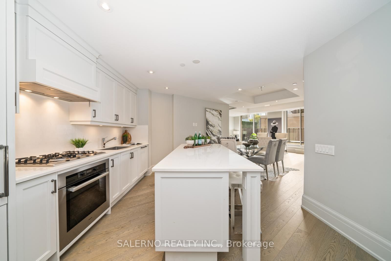181 Davenport Road, #201