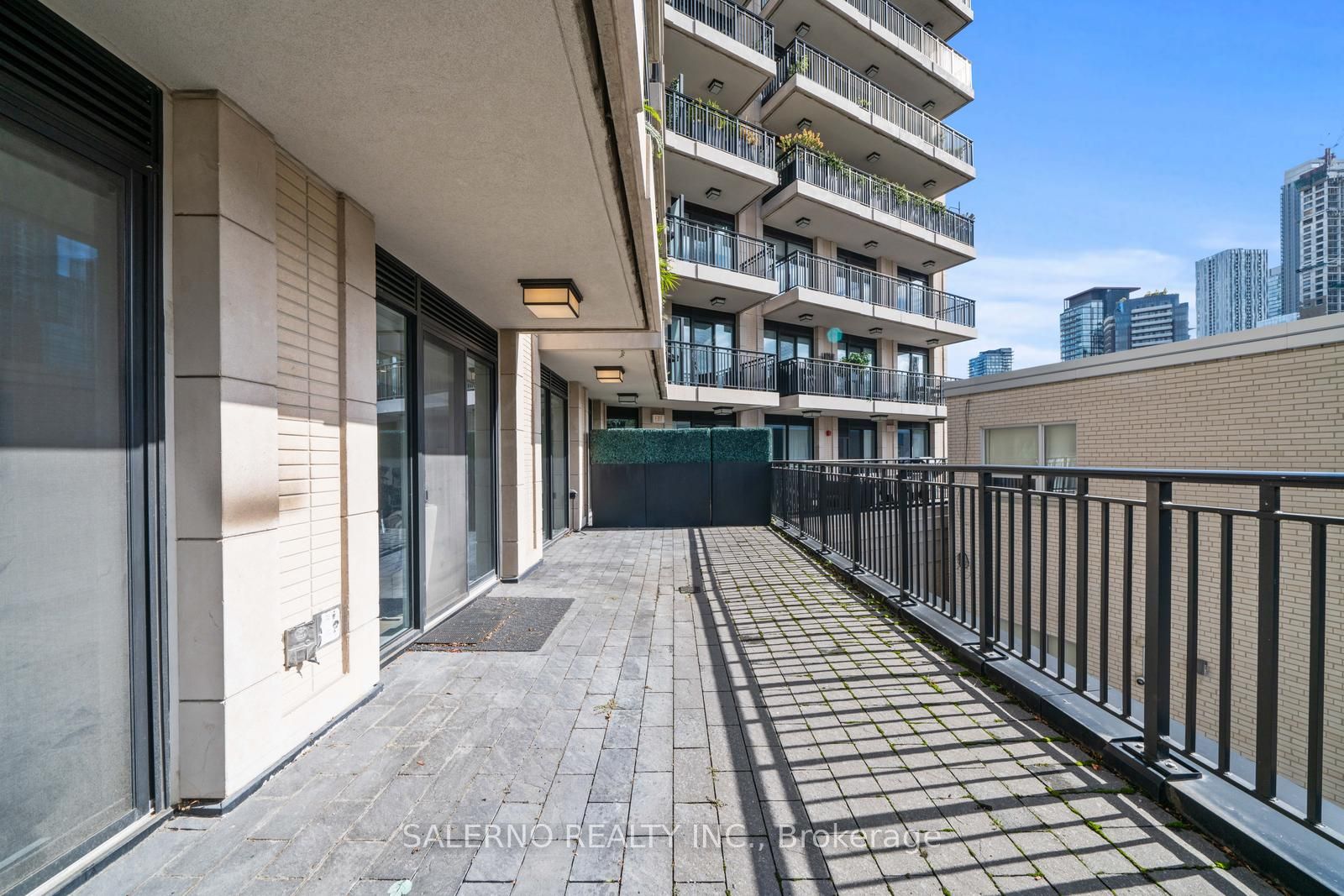181 Davenport Road, #201