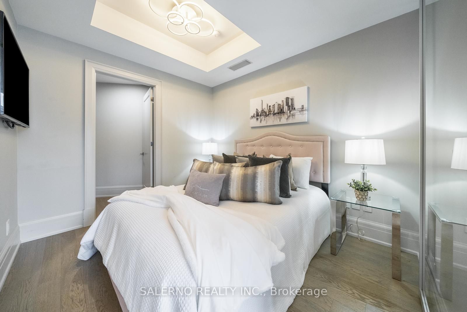 181 Davenport Road, #201