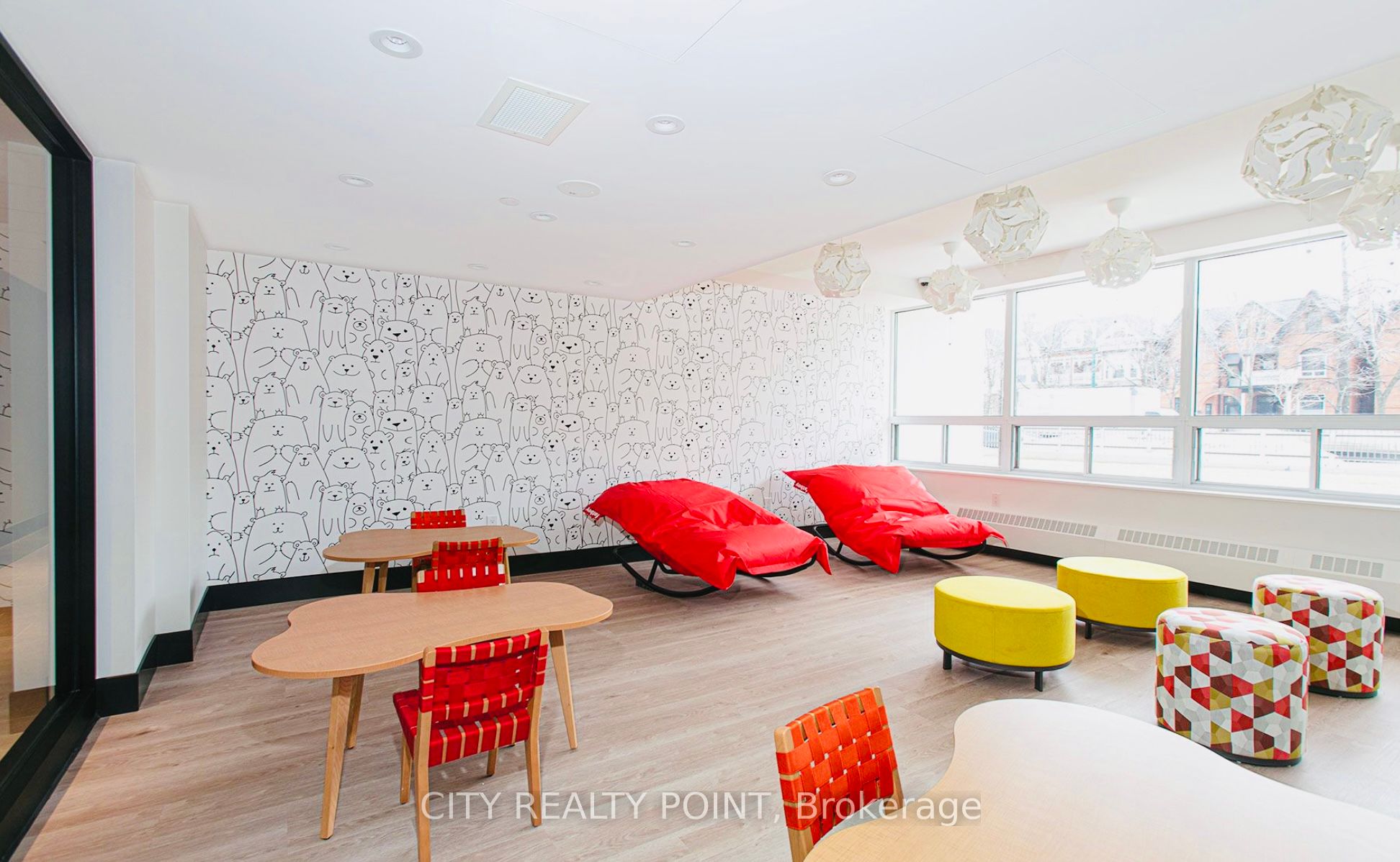 666 Spadina Avenue, #PH9
