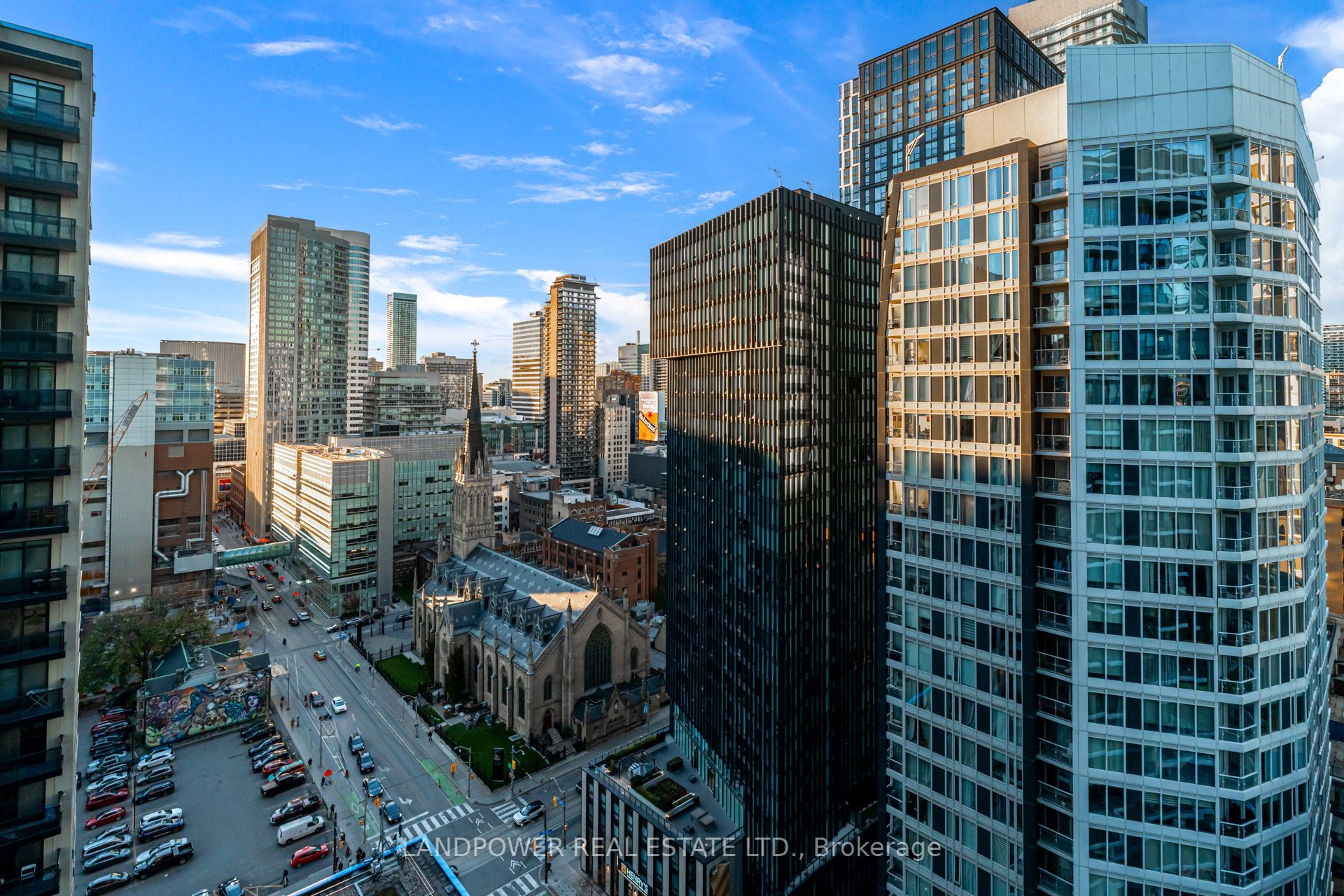 77 Shuter Street #2501