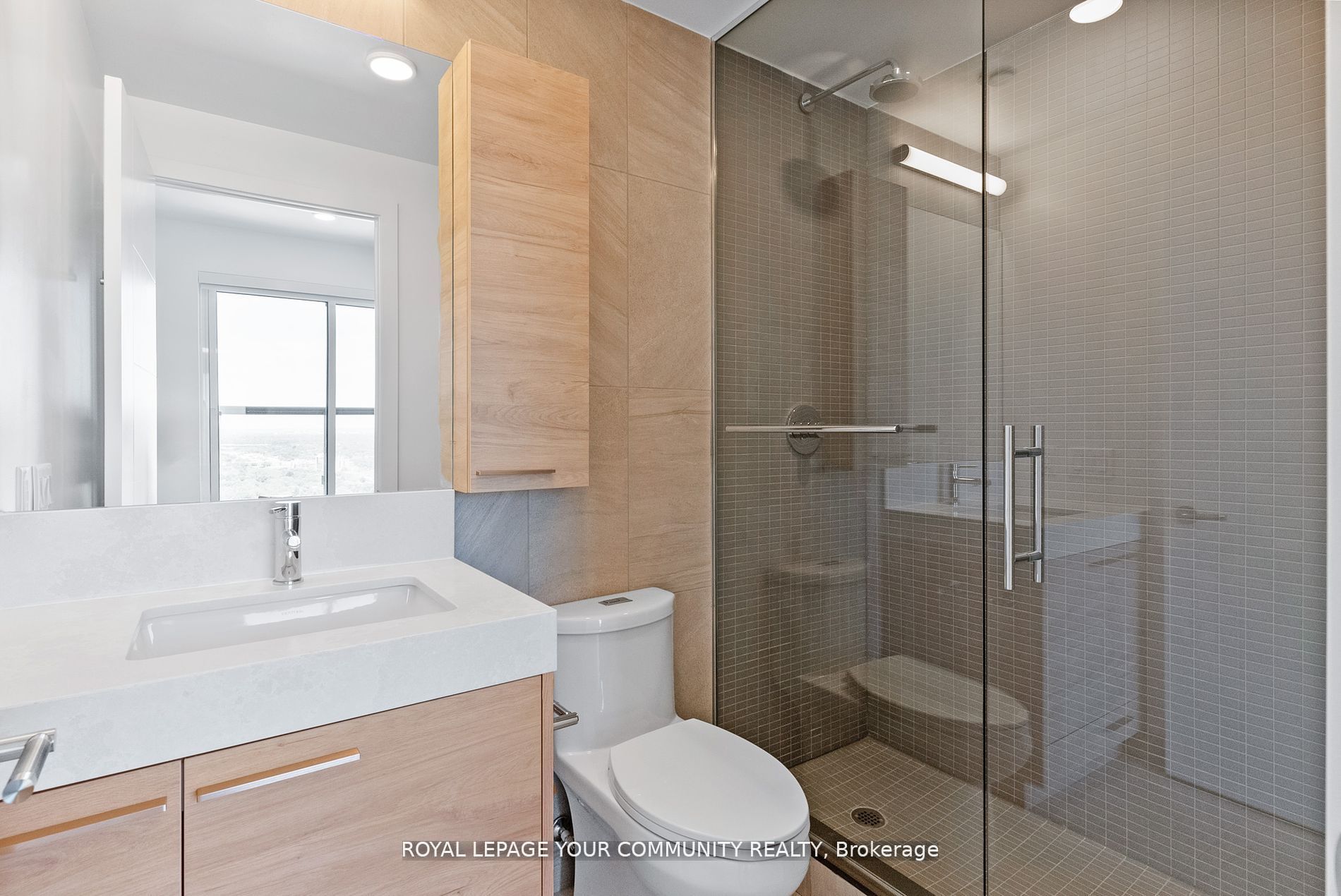 200 Redpath Avenue, #2809