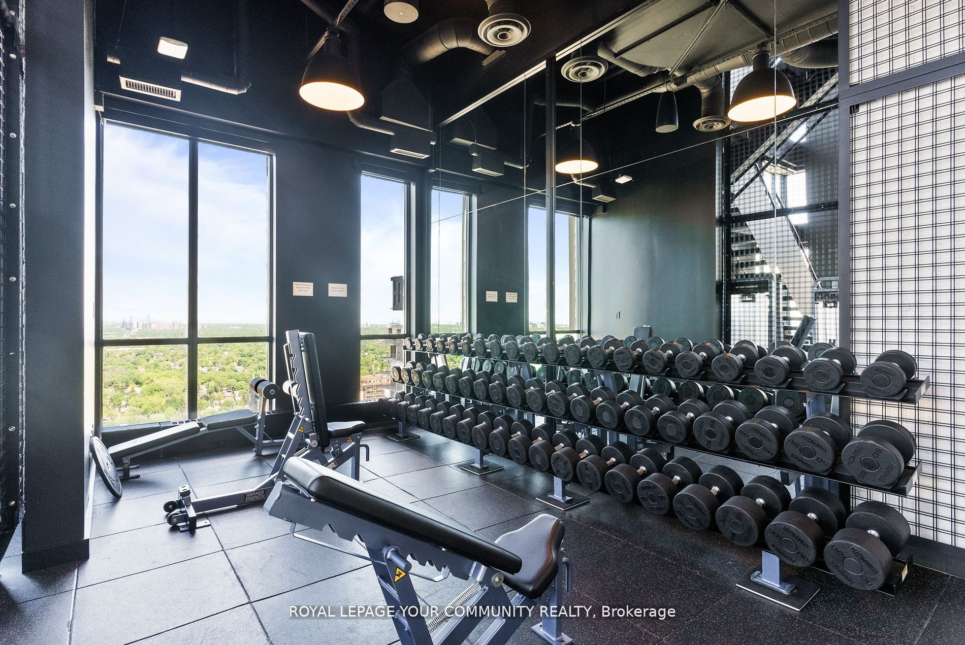 200 Redpath Avenue, #2809
