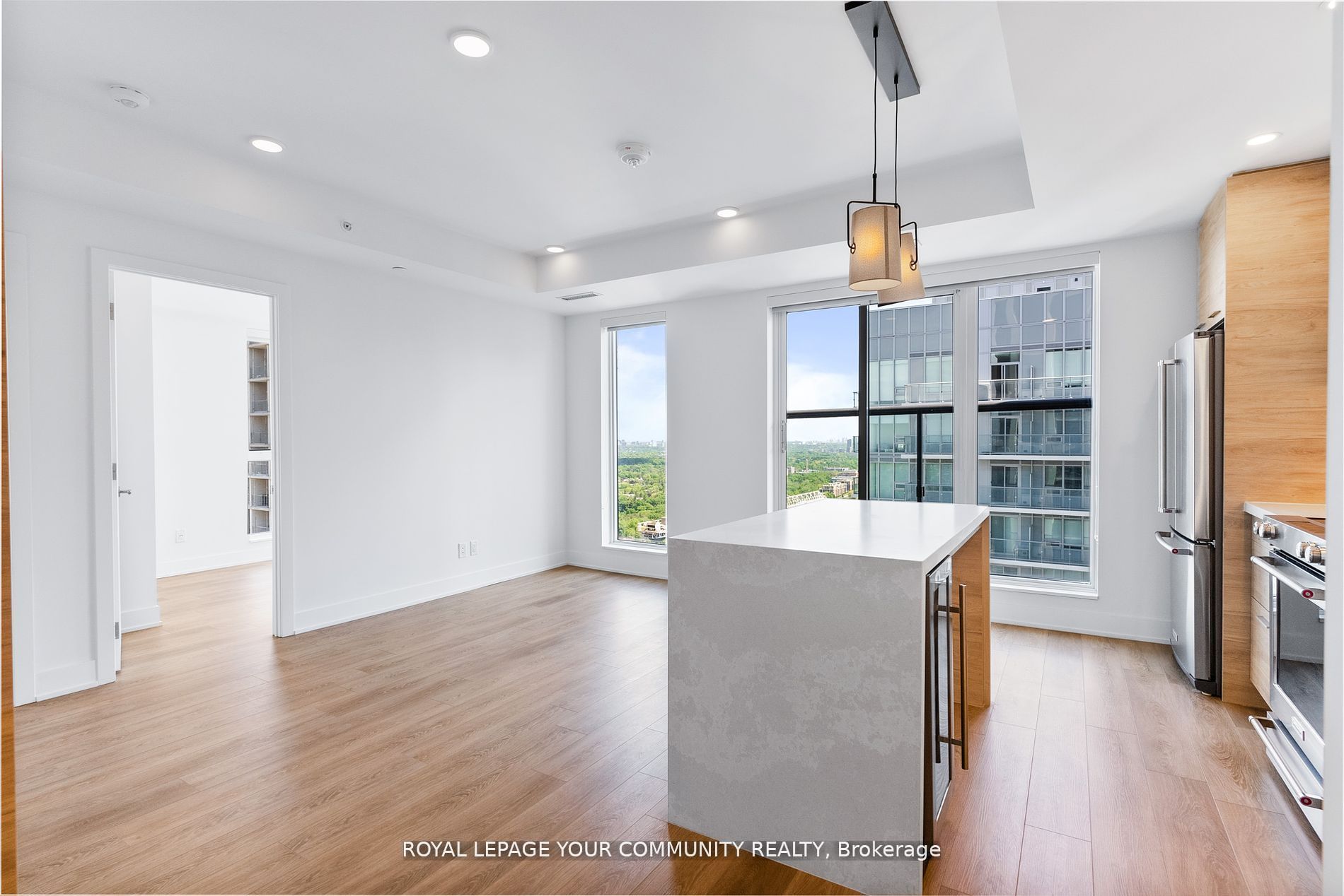 200 Redpath Avenue, #2809