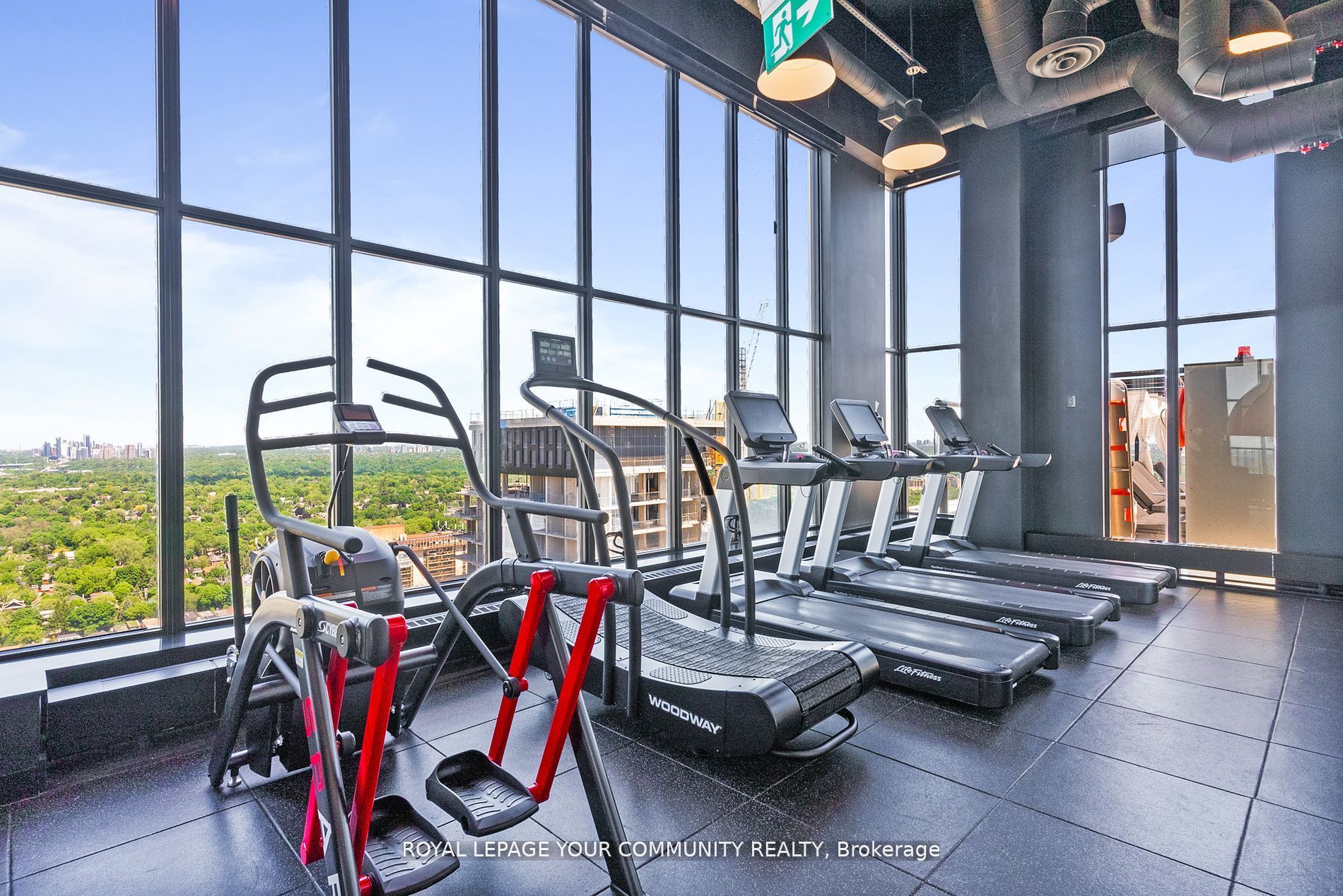 200 Redpath Avenue, #2809
