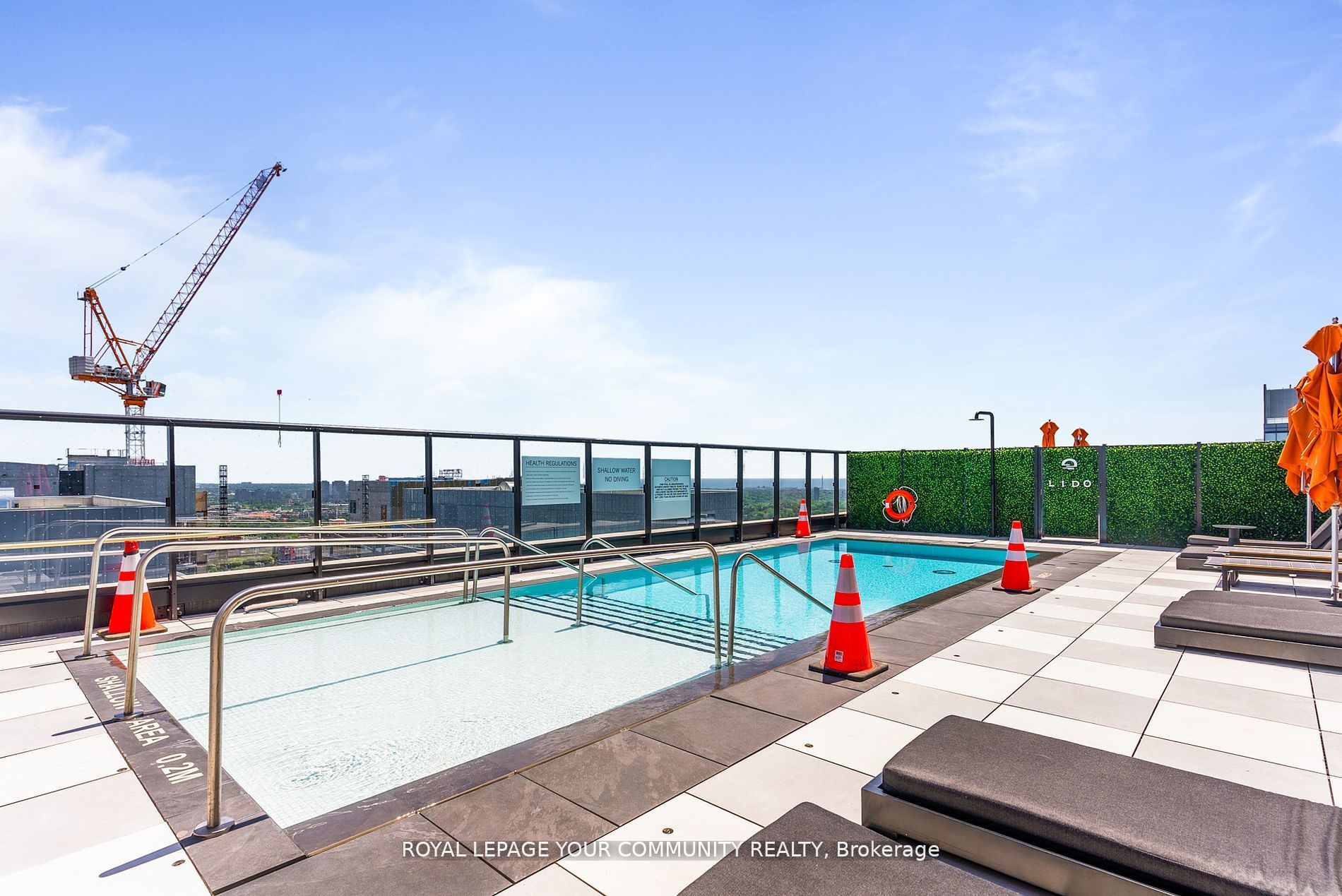 200 Redpath Avenue, #2809