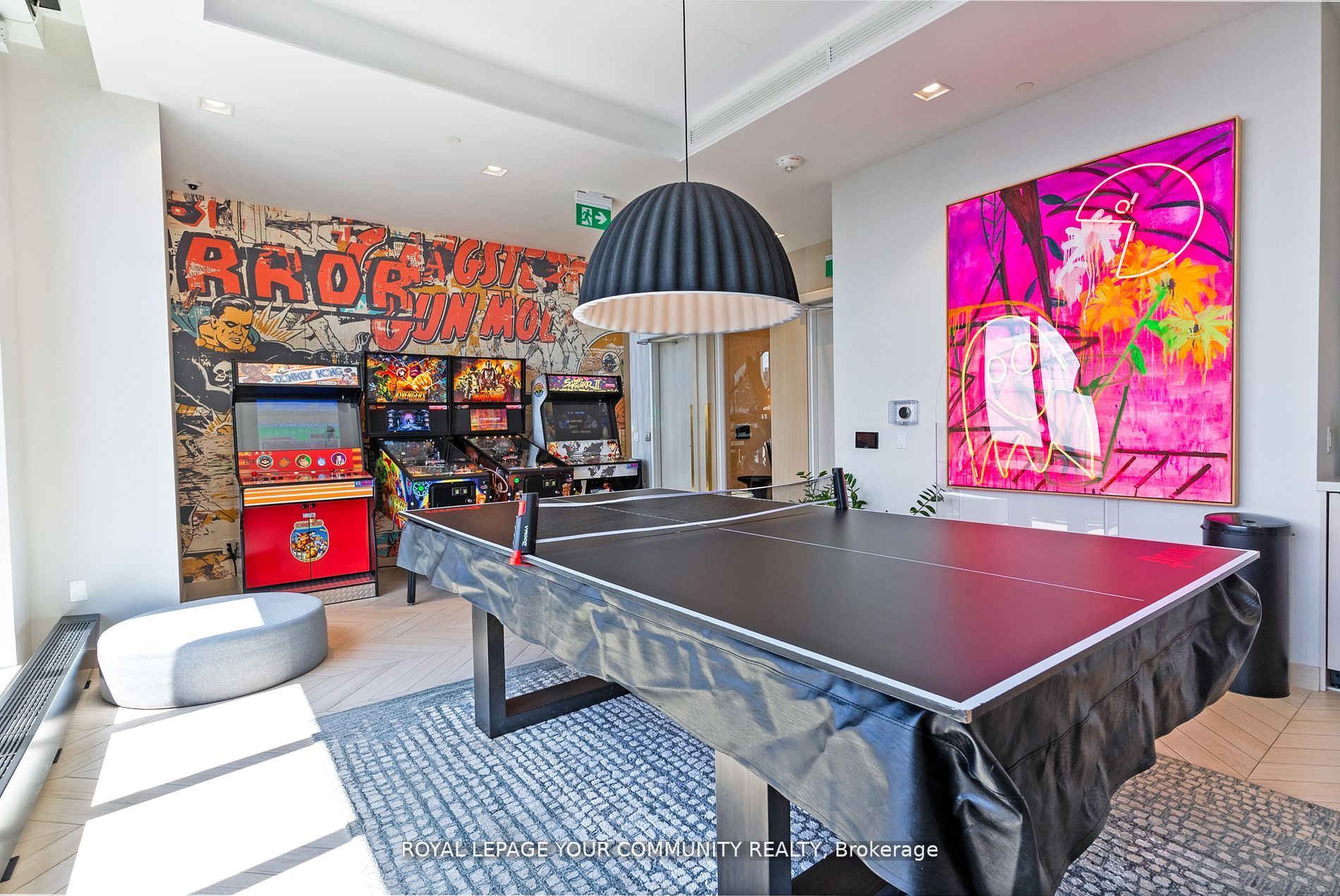 200 Redpath Avenue, #2809