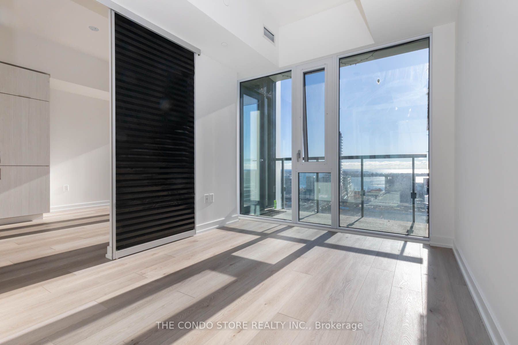 158 Front Street E #2201