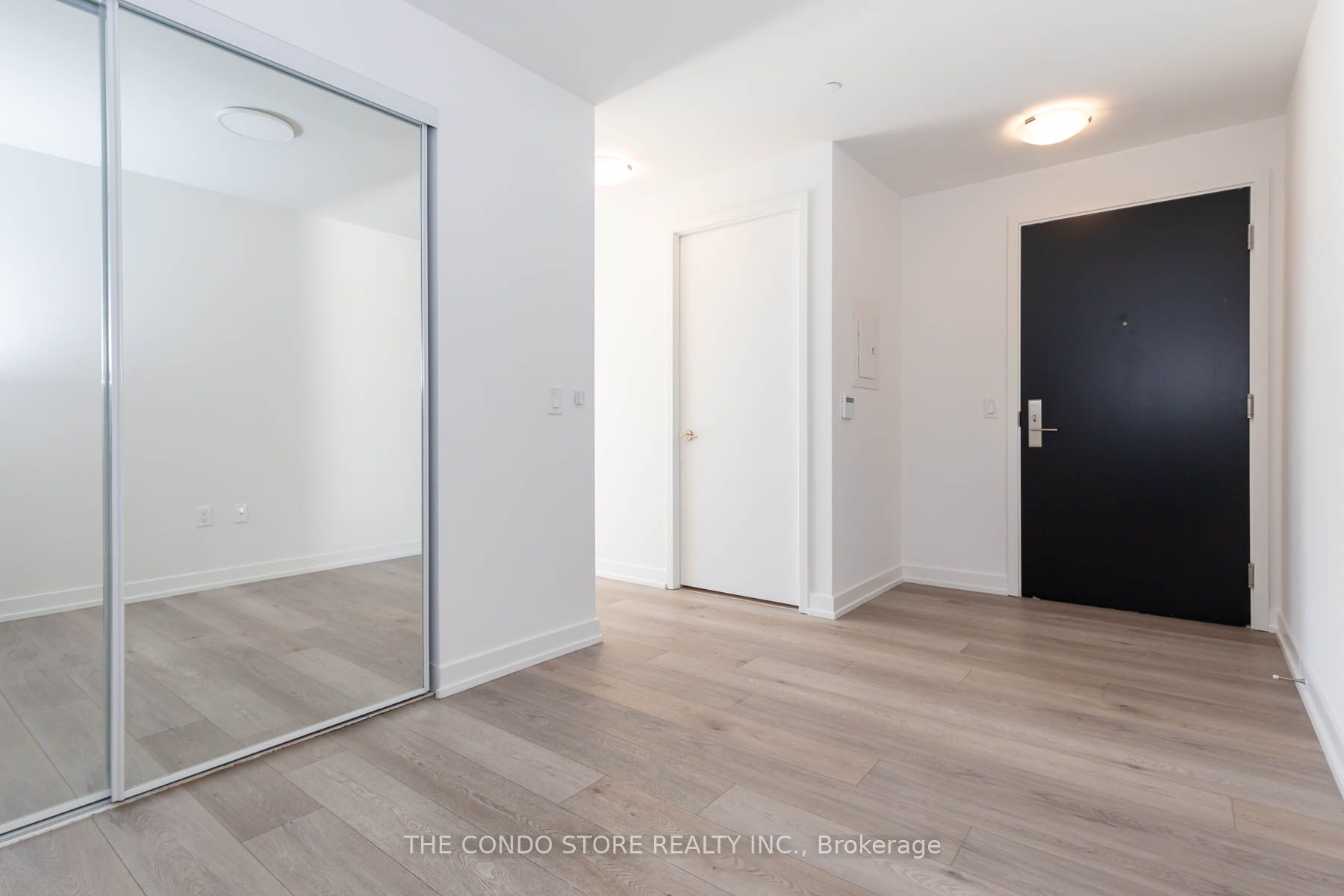 158 Front Street E #2201