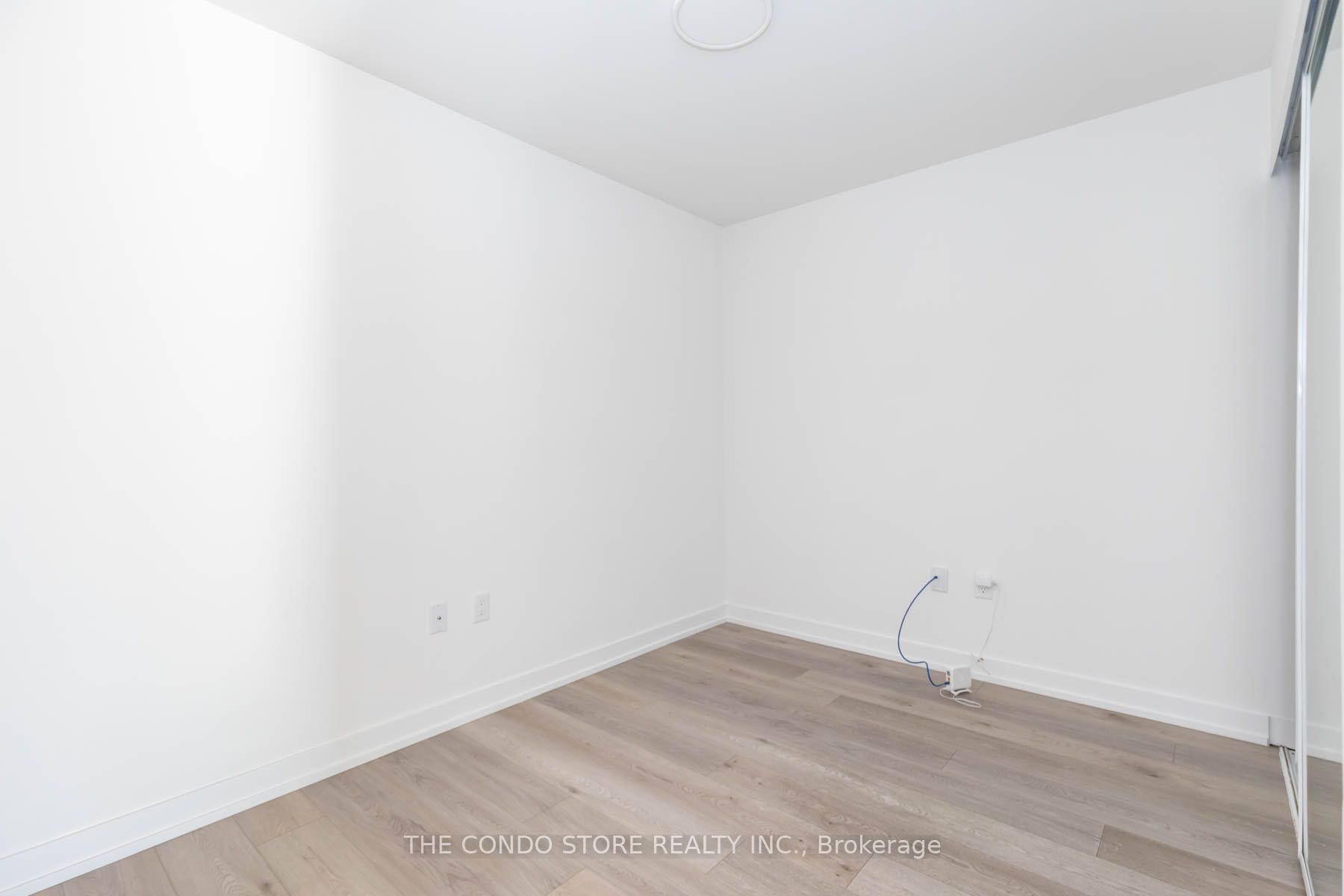 158 Front Street E #2201