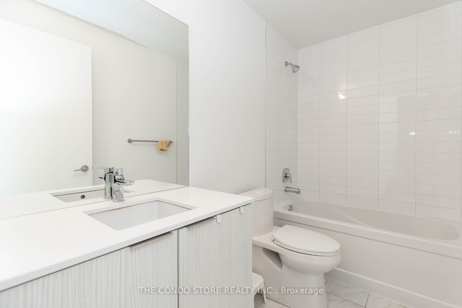 158 Front Street E #2201