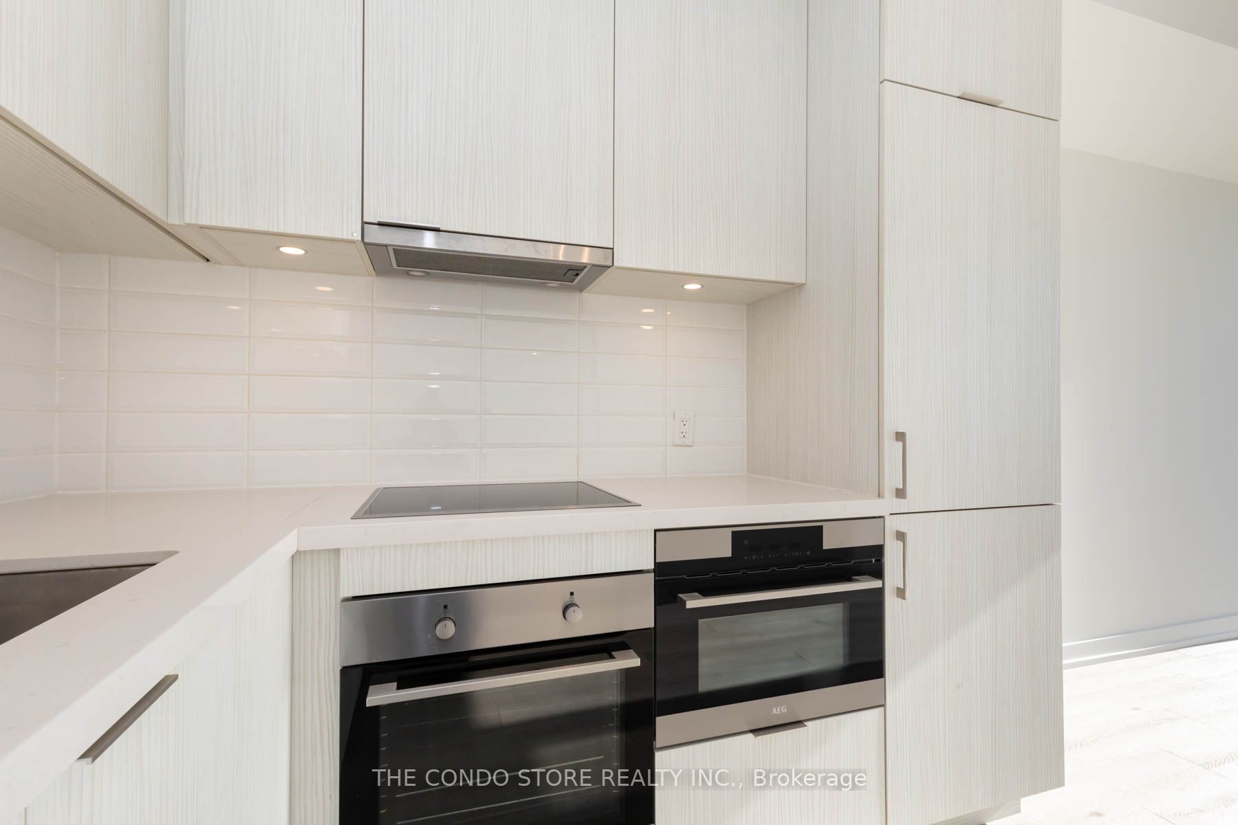 158 Front Street E #2201