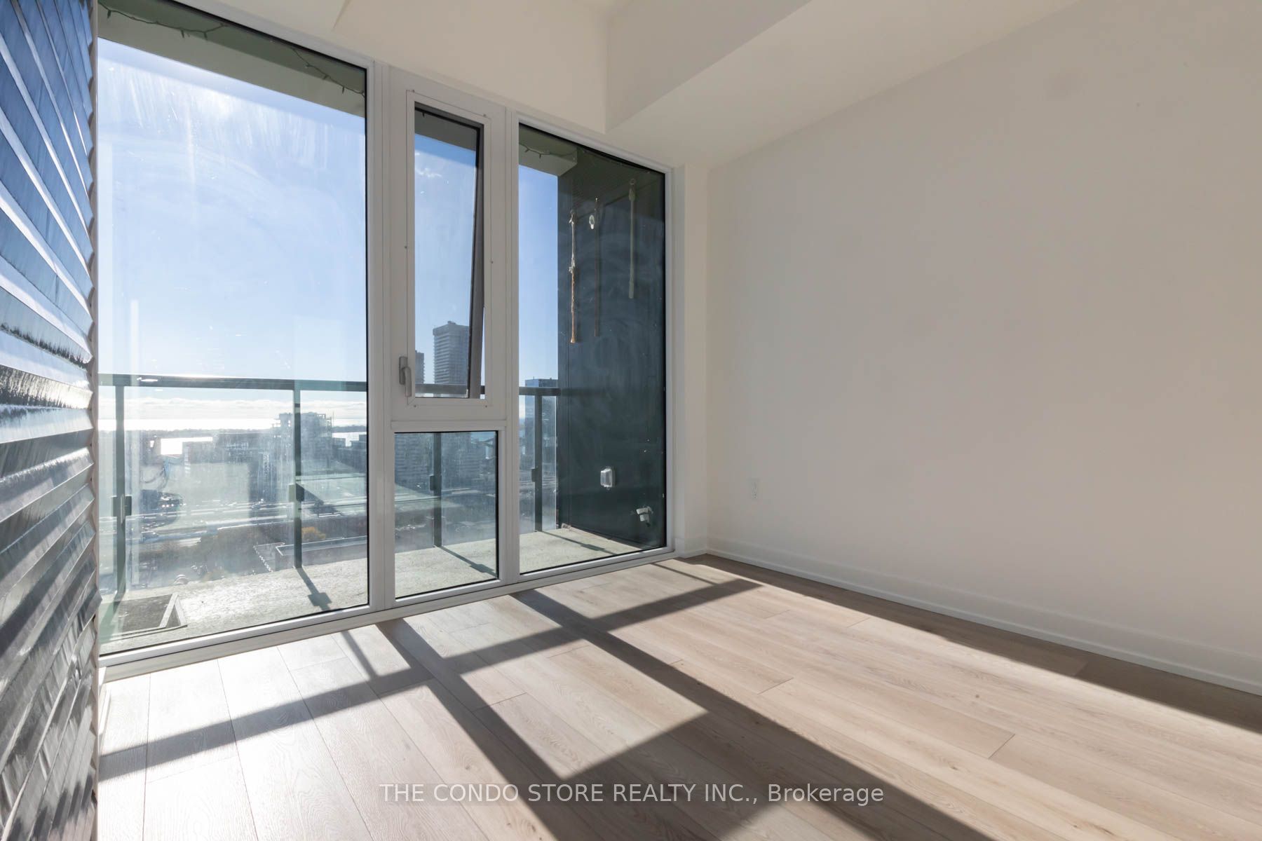 158 Front Street E #2201