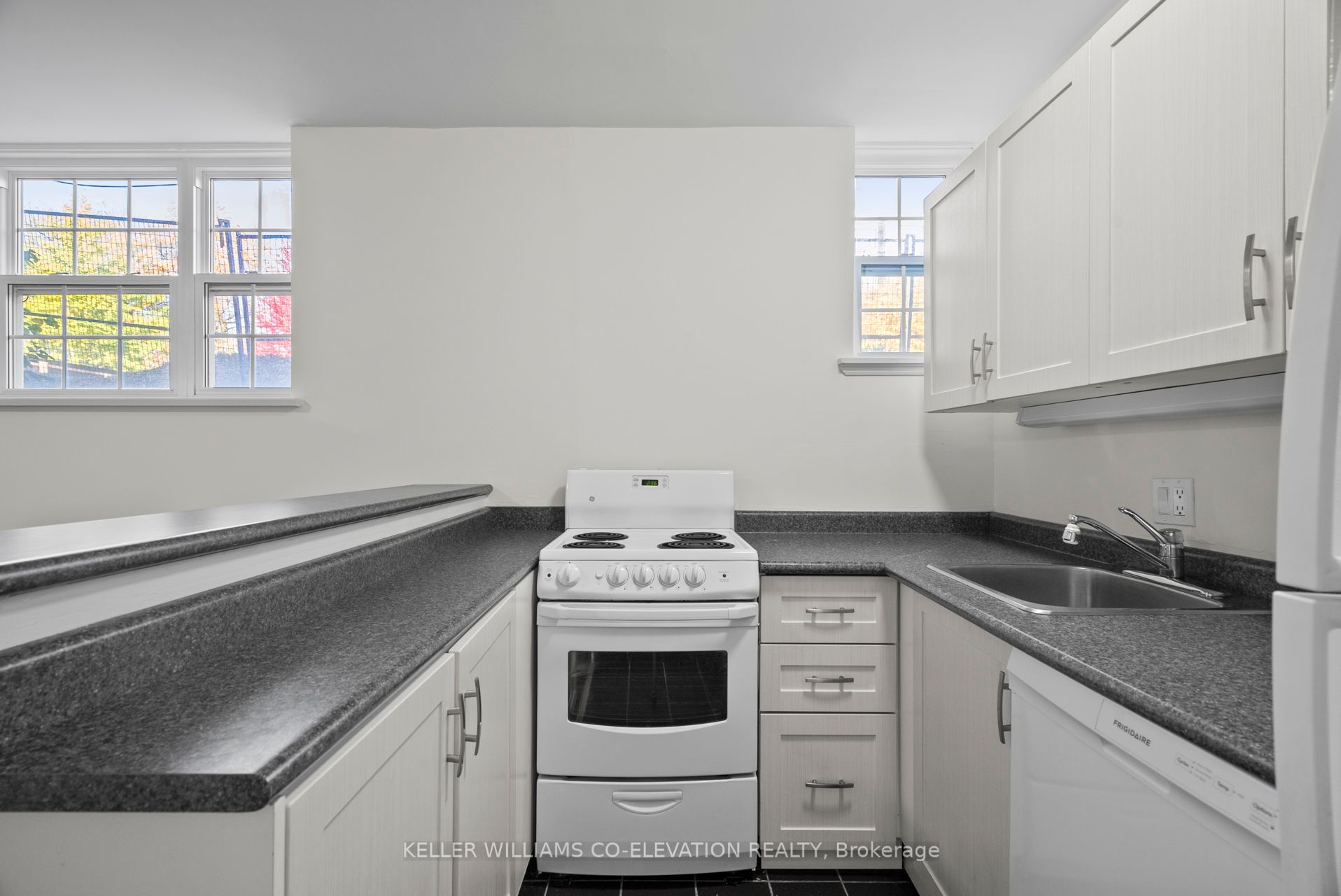 2676 Yonge Street, #16