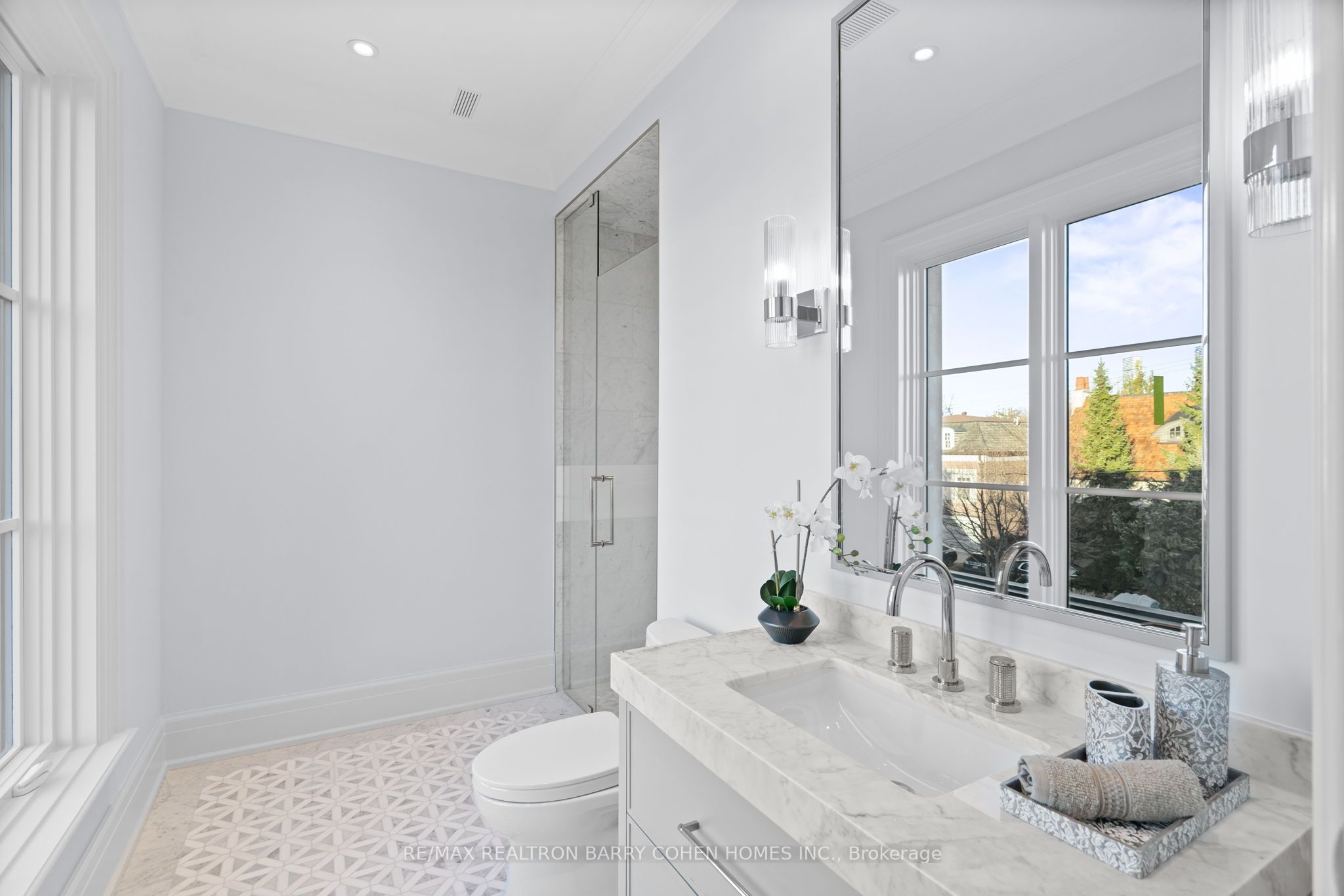 228 Dunvegan Road
