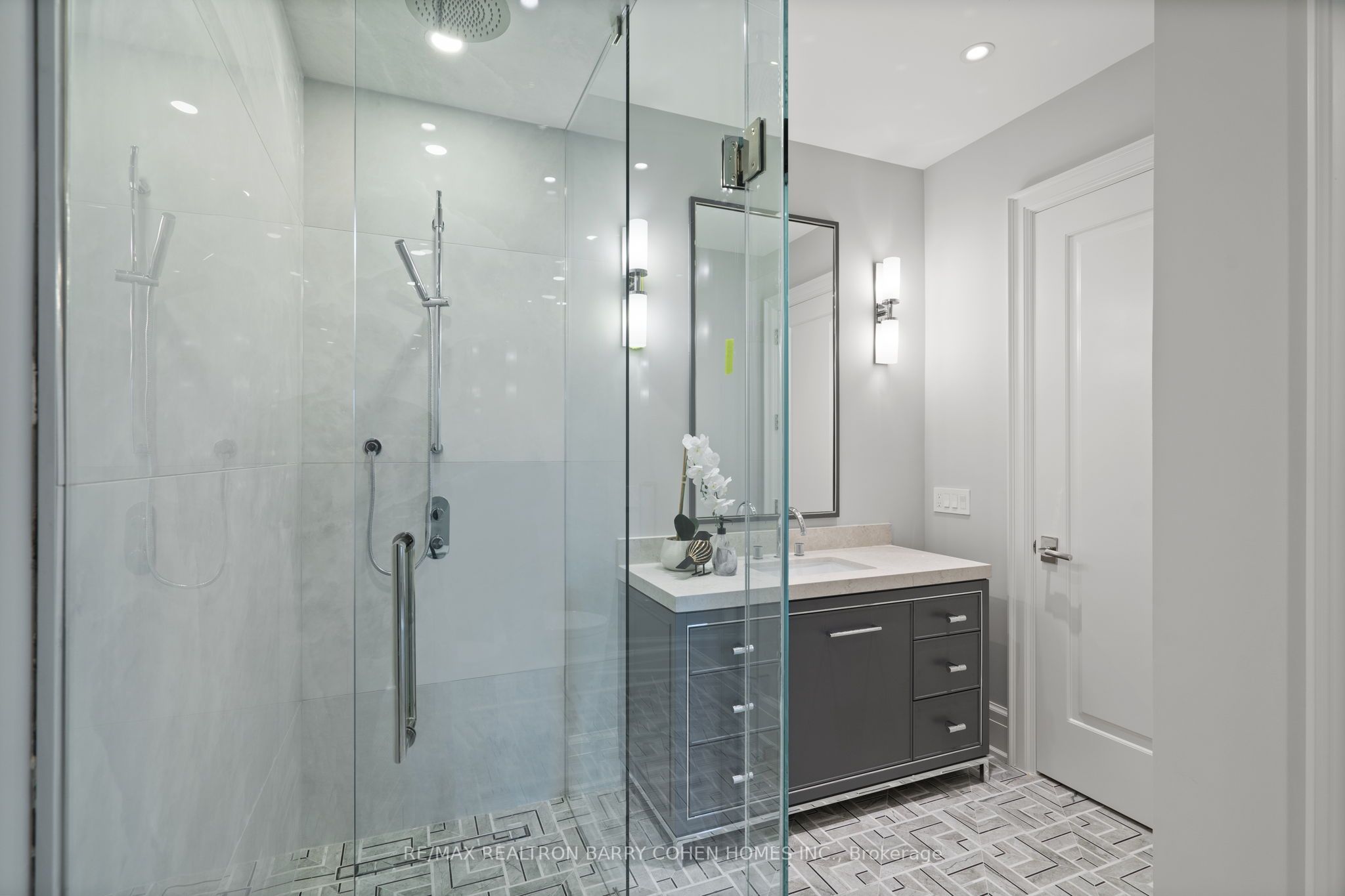 228 Dunvegan Road