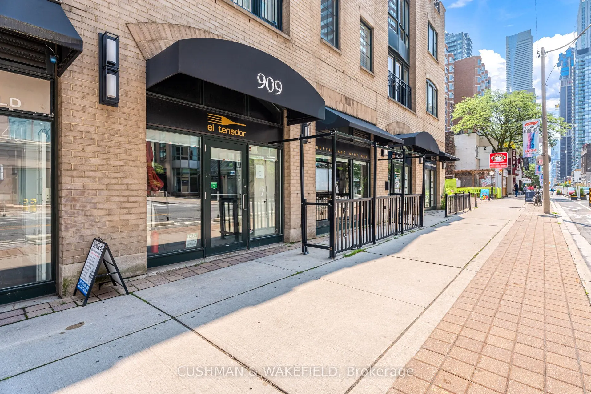 909 Yonge Street, #29, 30