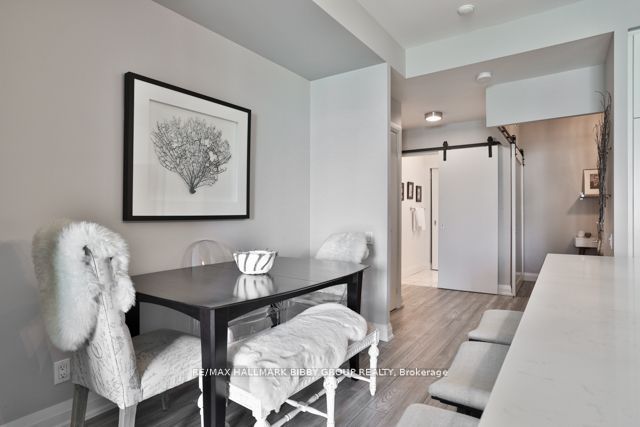 20 Scrivener Square, #507
