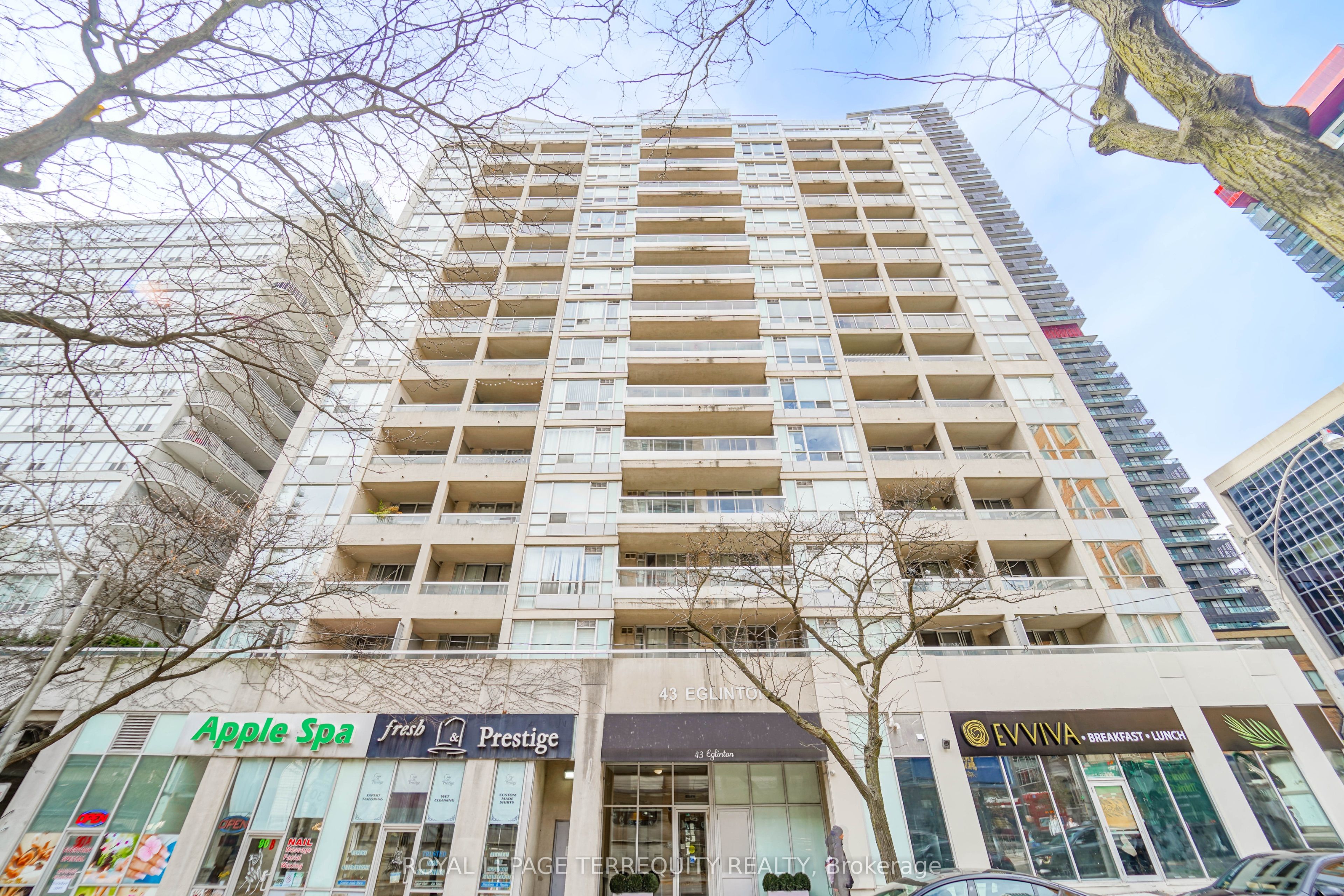 43 Eglinton Avenue E, #1708