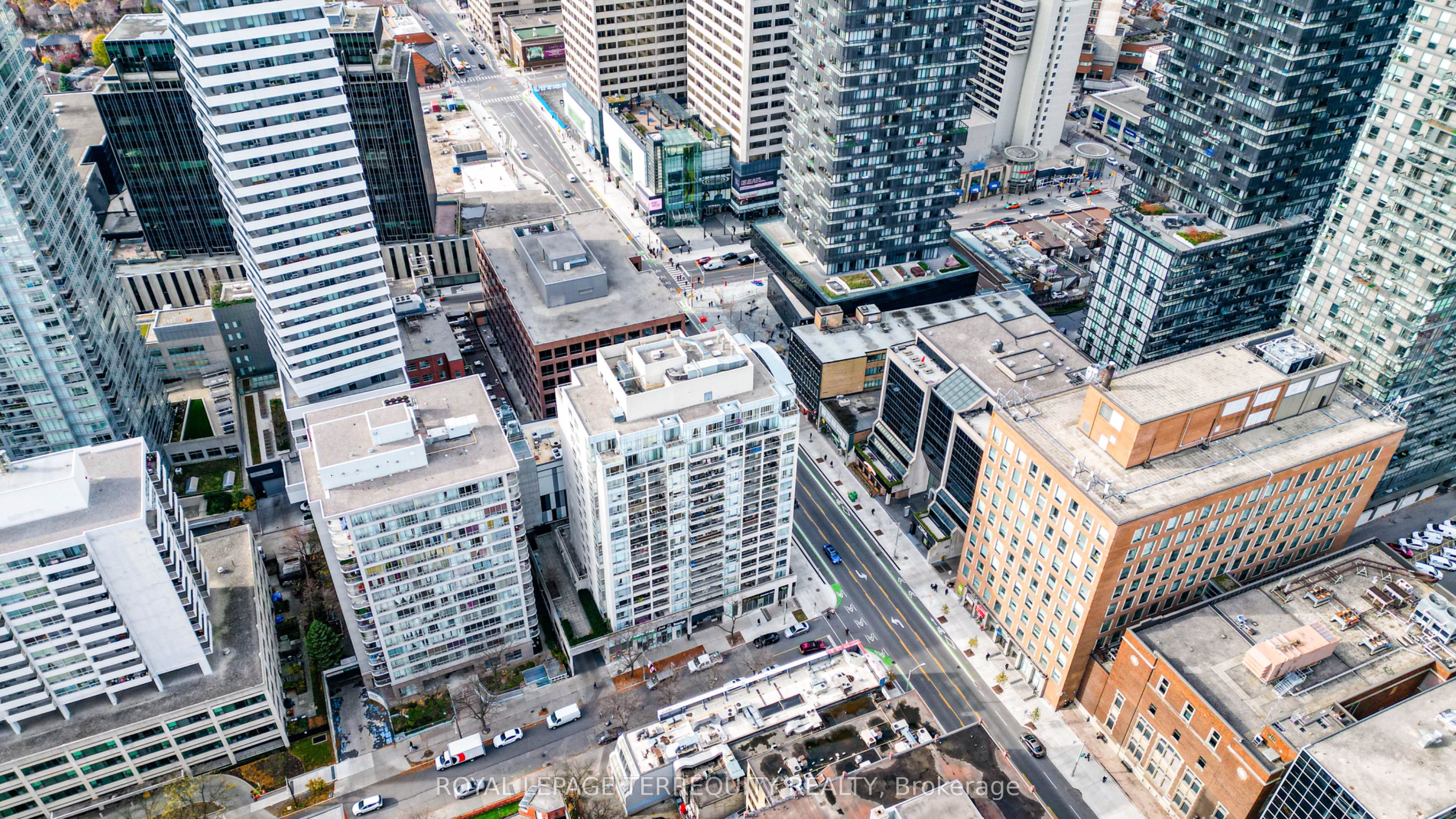 43 Eglinton Avenue E, #1708