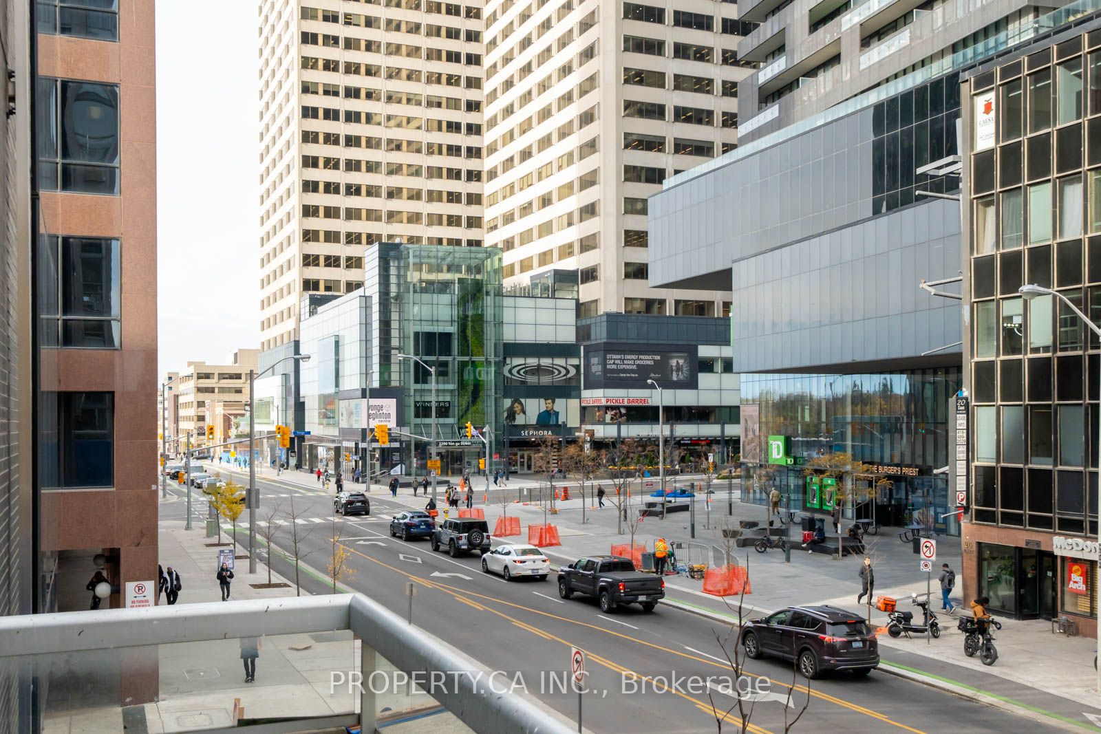 43 Eglinton Avenue E, #1902