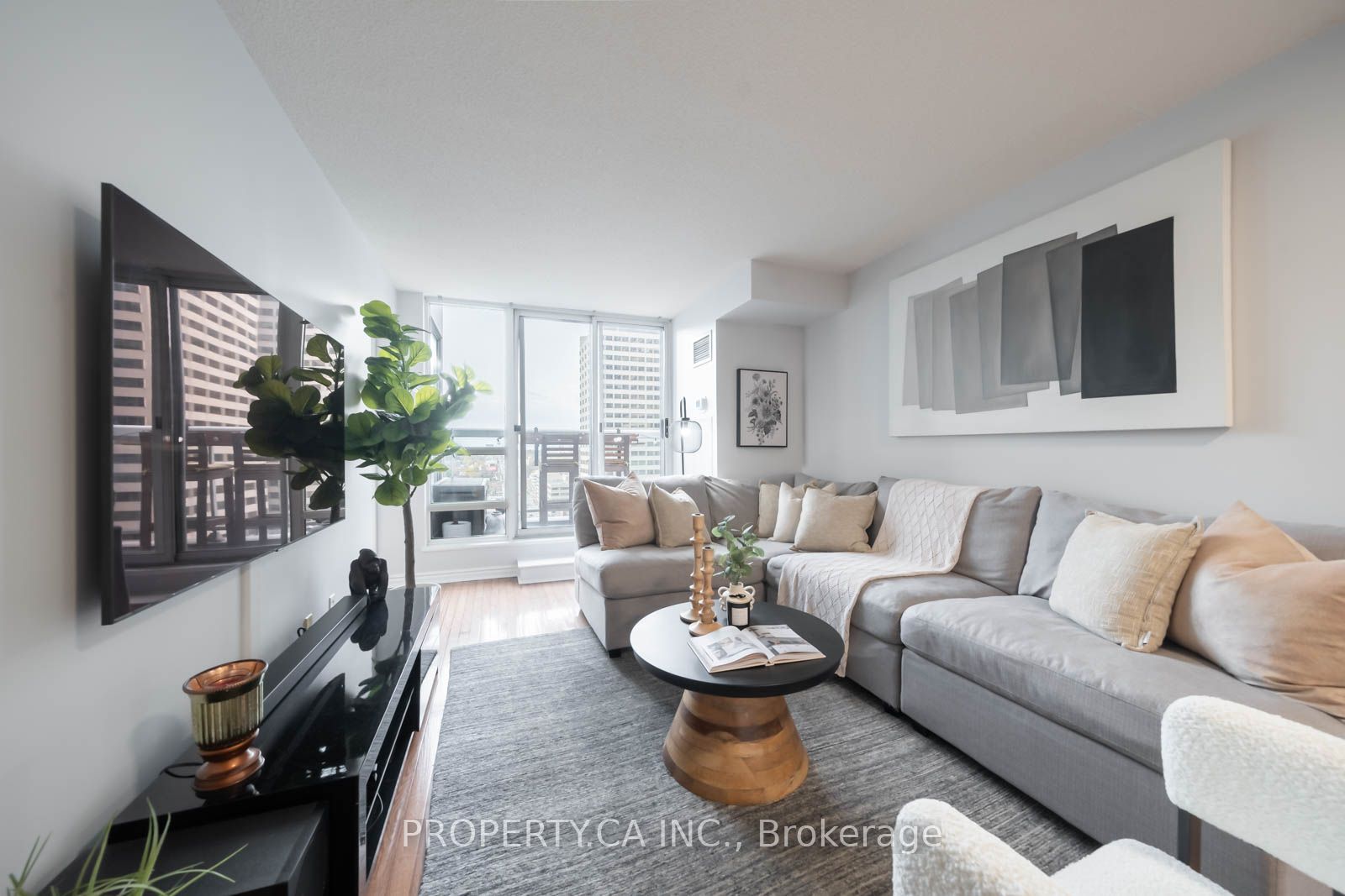 43 Eglinton Avenue E, #1902