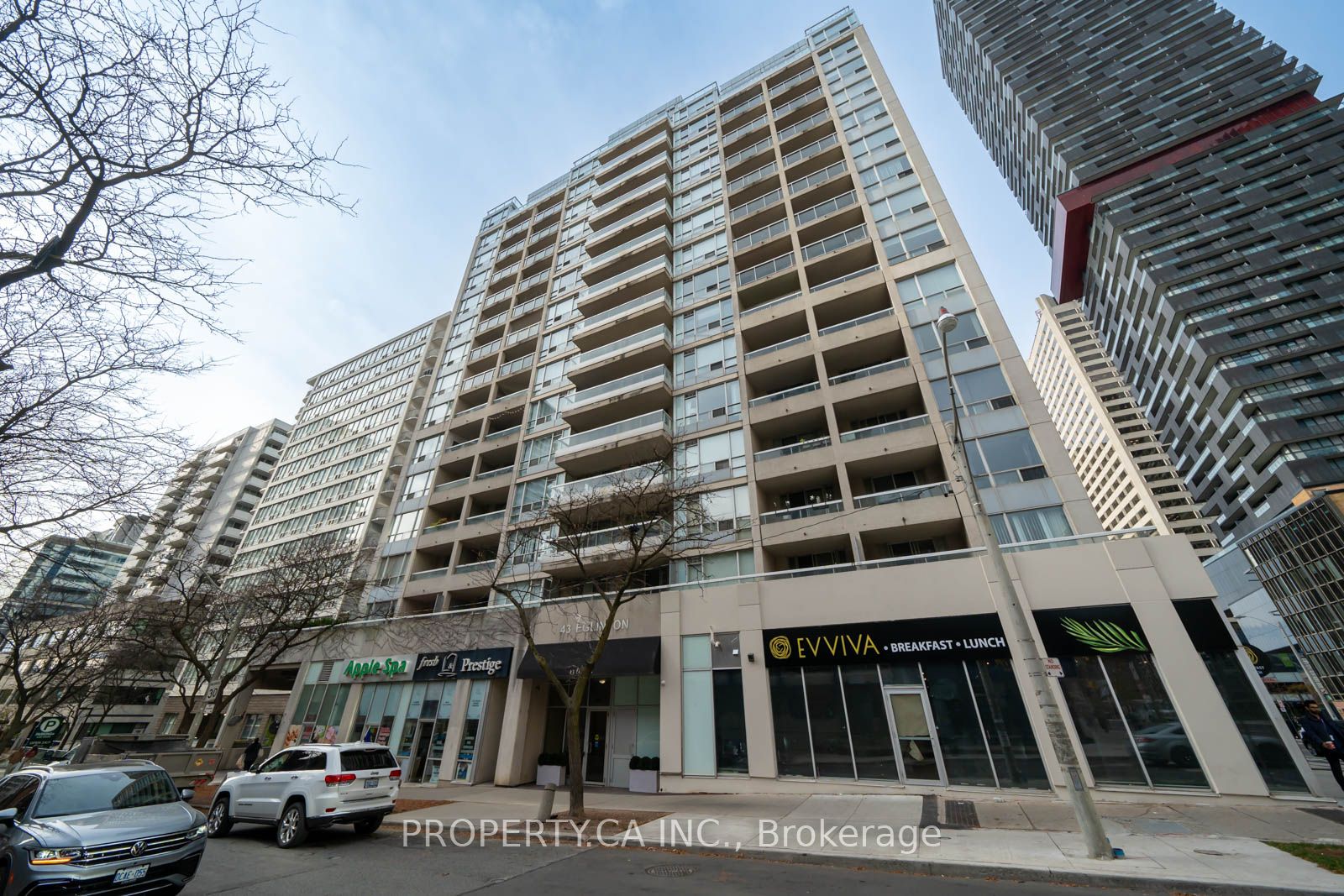43 Eglinton Avenue E, #1902
